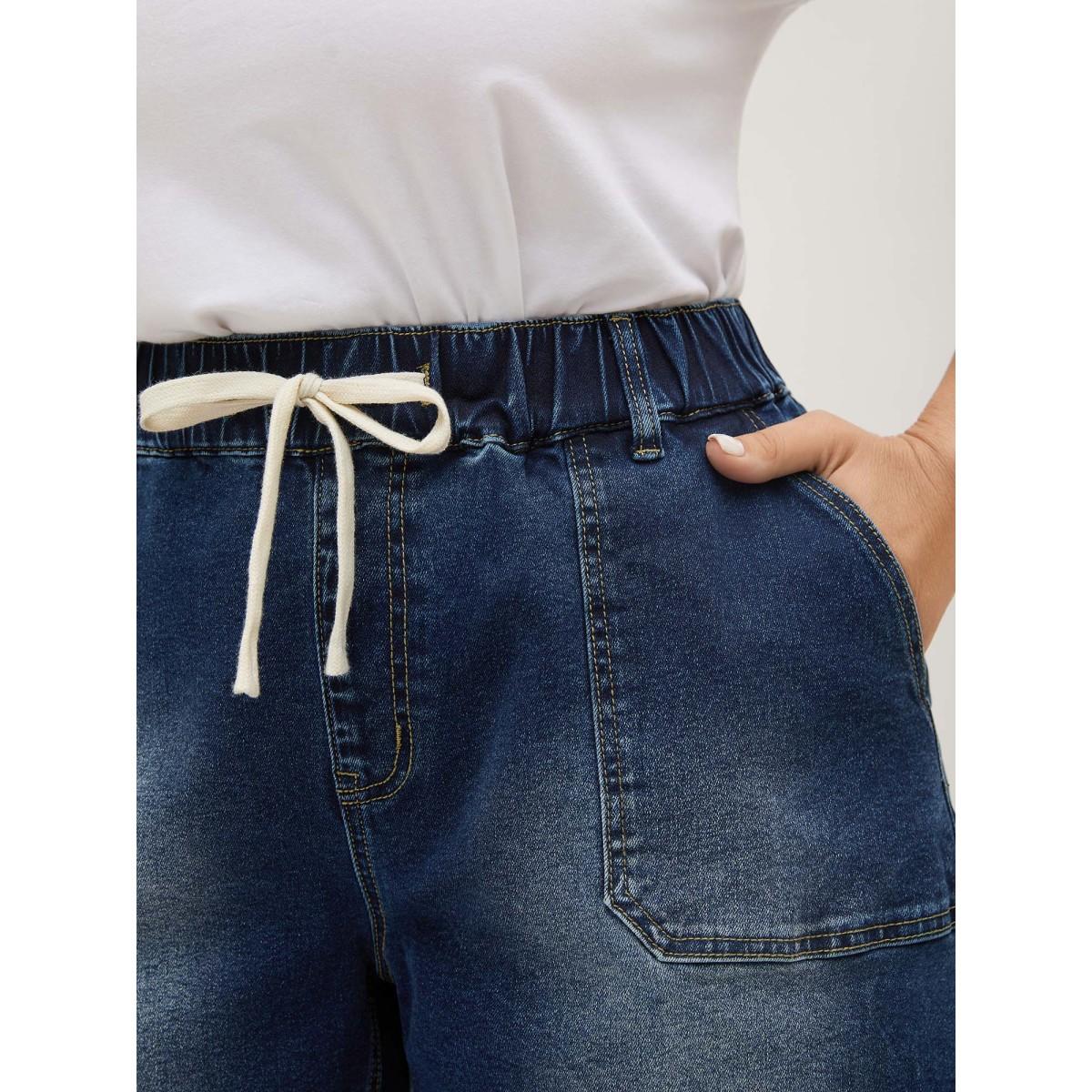 Plus Size Pull-On Elastic Waistband Denim Shorts Women Midblue High stretch Casual Slanted pocket Leisure Denim Shorts BloomChic 16/1X Product Image