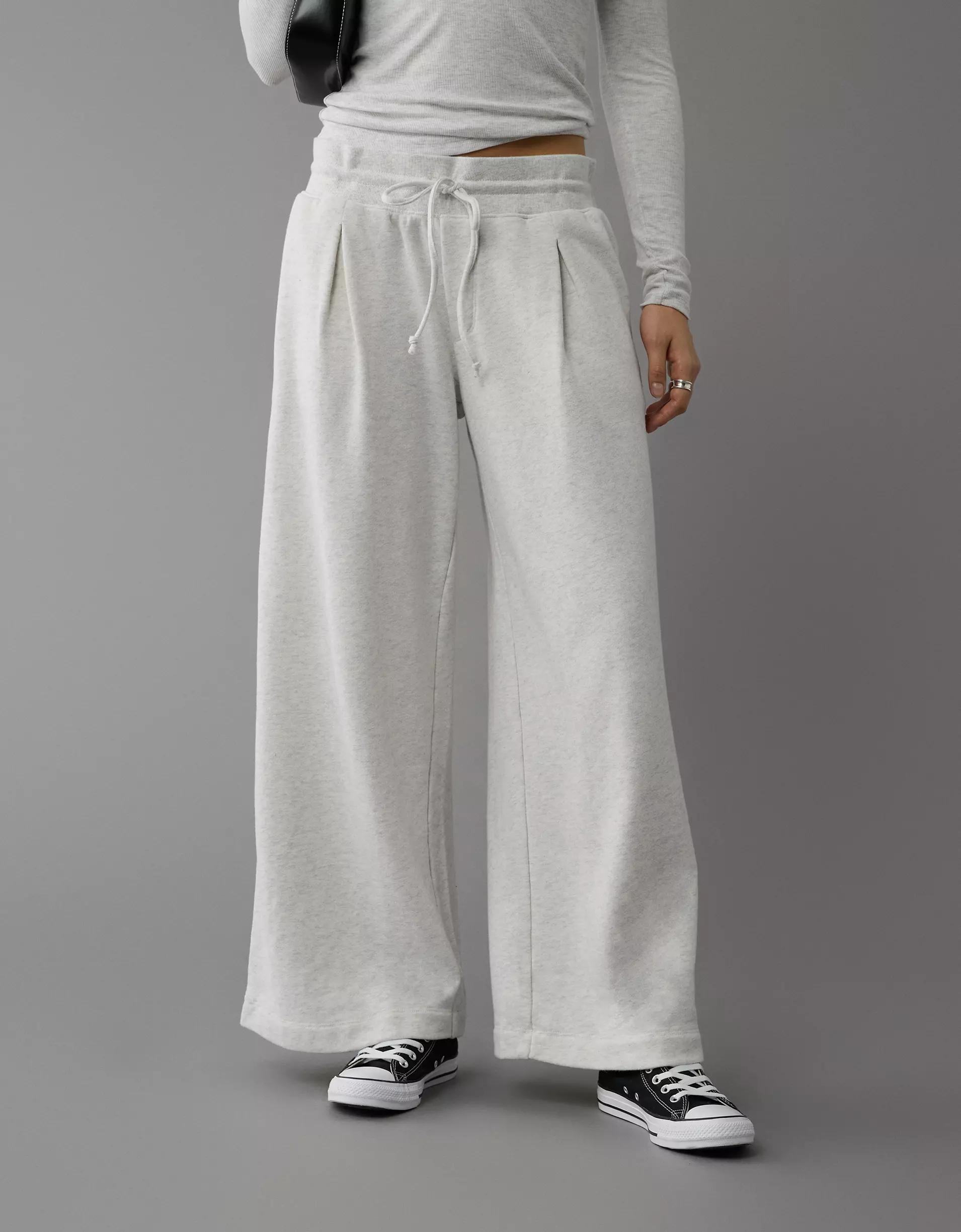 AE Fleece Wide-Leg Sweatpant Trouser Product Image