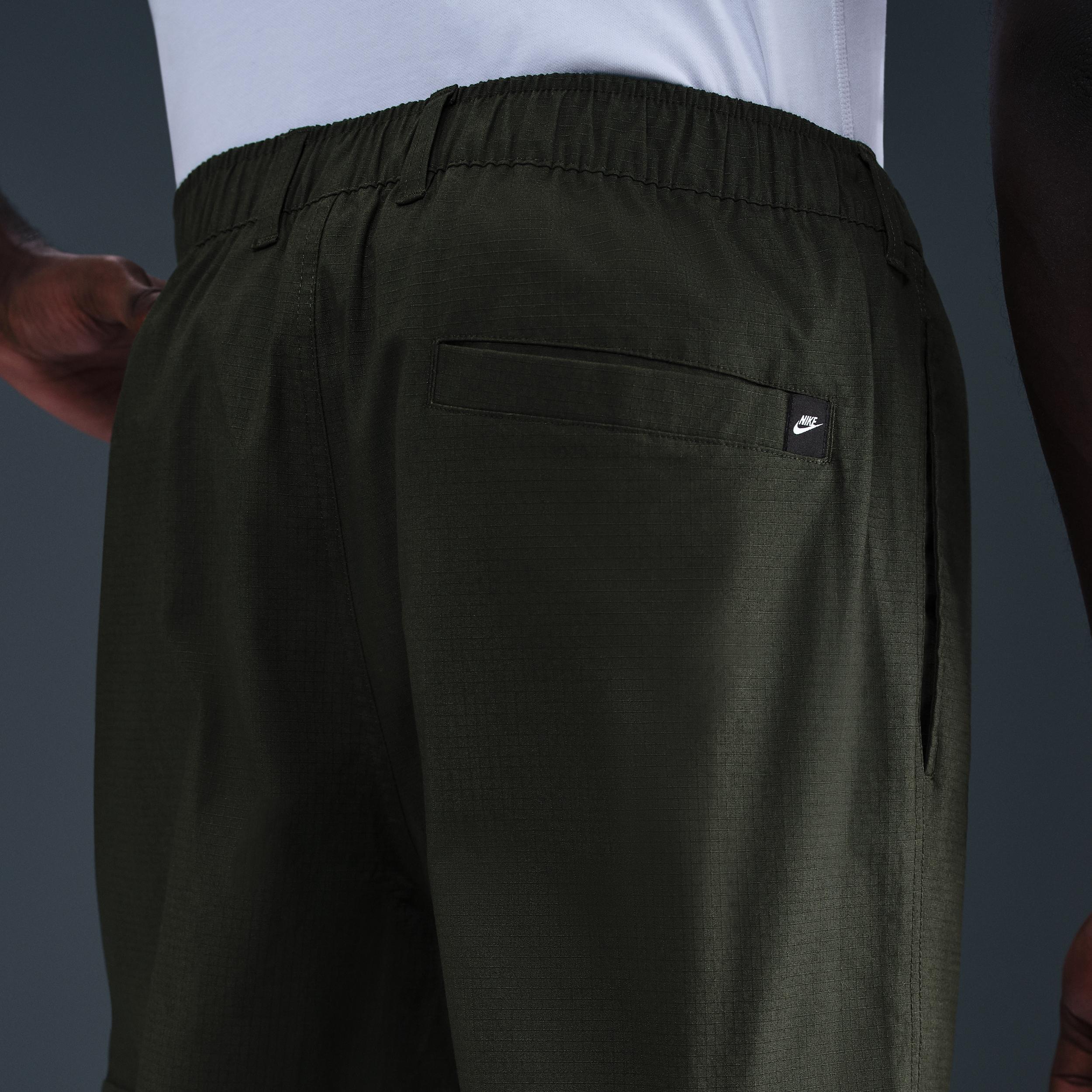 Mens Nike Sportswear Club Woven Cargo Pants | HV1433-355 Product Image