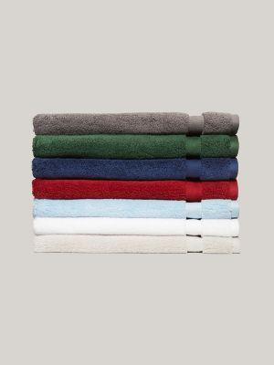 Signature Solid Hand Towel Product Image