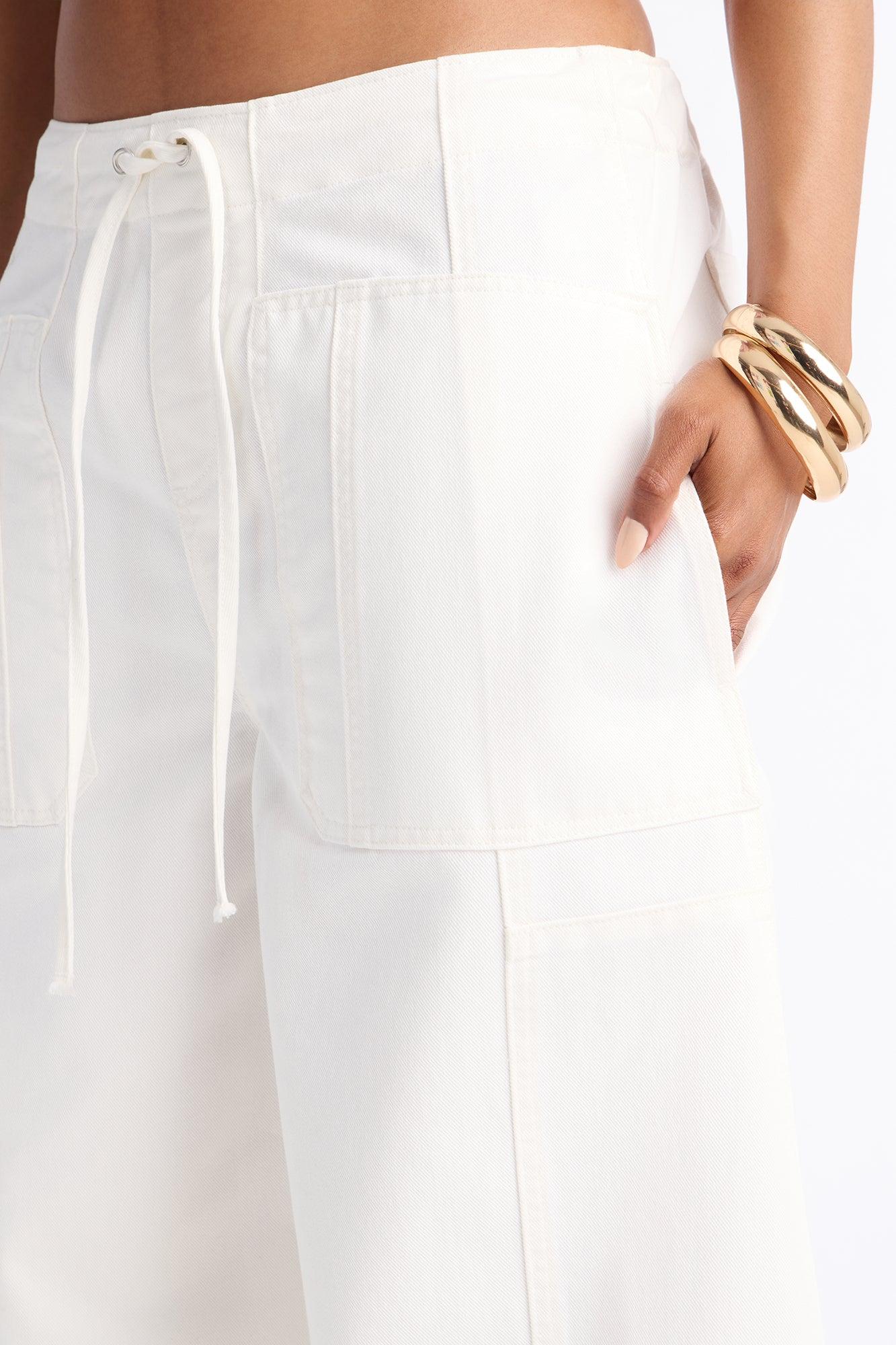 Cruise By Twill Barrel Pant 30″ - White Female Product Image