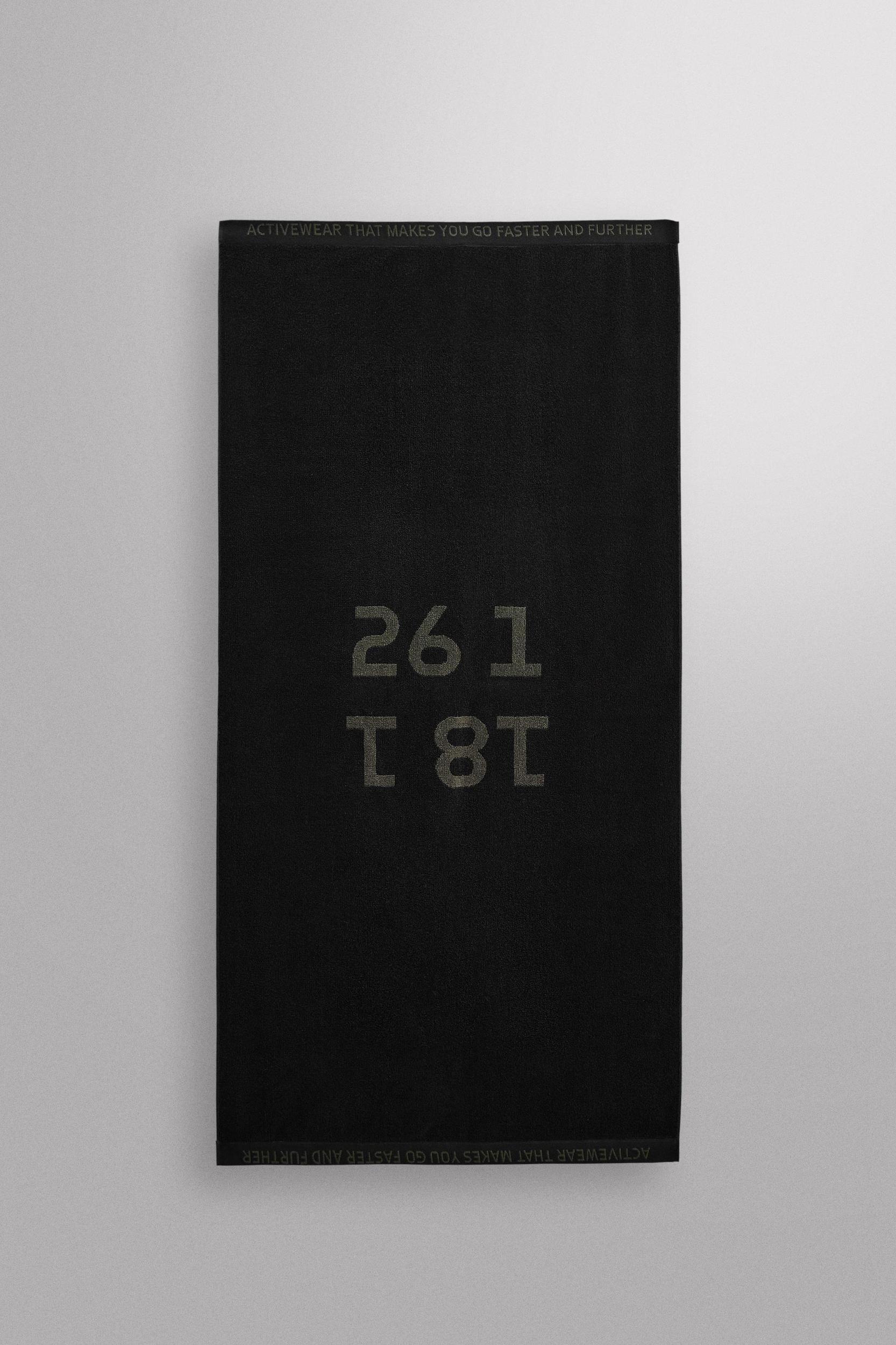 LARGE WORKOUT TOWEL Product Image
