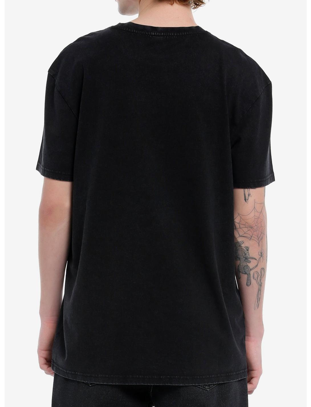 Never Surrender Skull T-Shirt Product Image