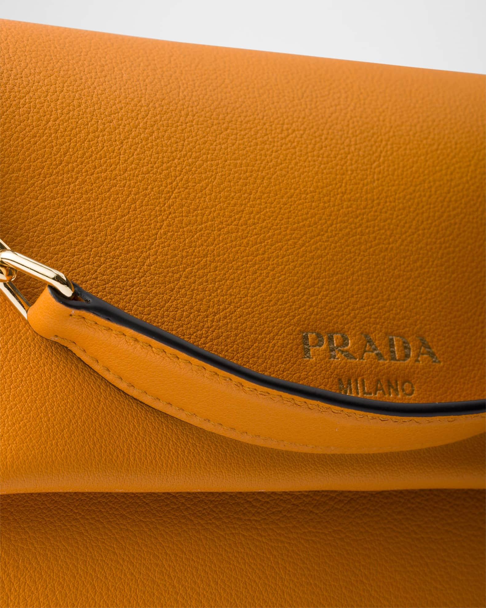 Doux Medium Chain Leather Shoulder Bag Product Image