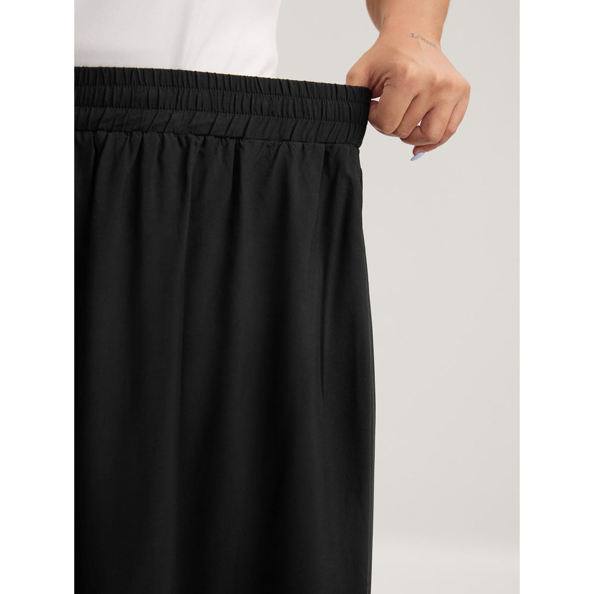 Plus Size Shirred Lace Trim Pleated Midi Skirt Women Pureblack Loose No stretch Side seam pocket Office Skirts BloomChic 18-20/2X Product Image