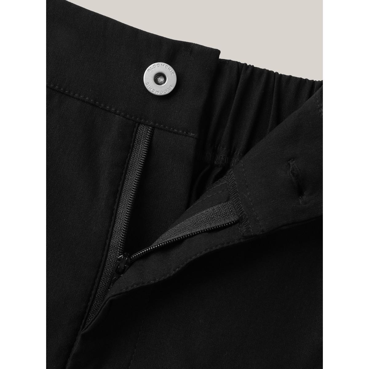 Plus Size Rubber Waist Zipper Pockets Shorts Women Black Leisure Button Straight Leg Casual Shorts BloomChic 18-20/2X Product Image