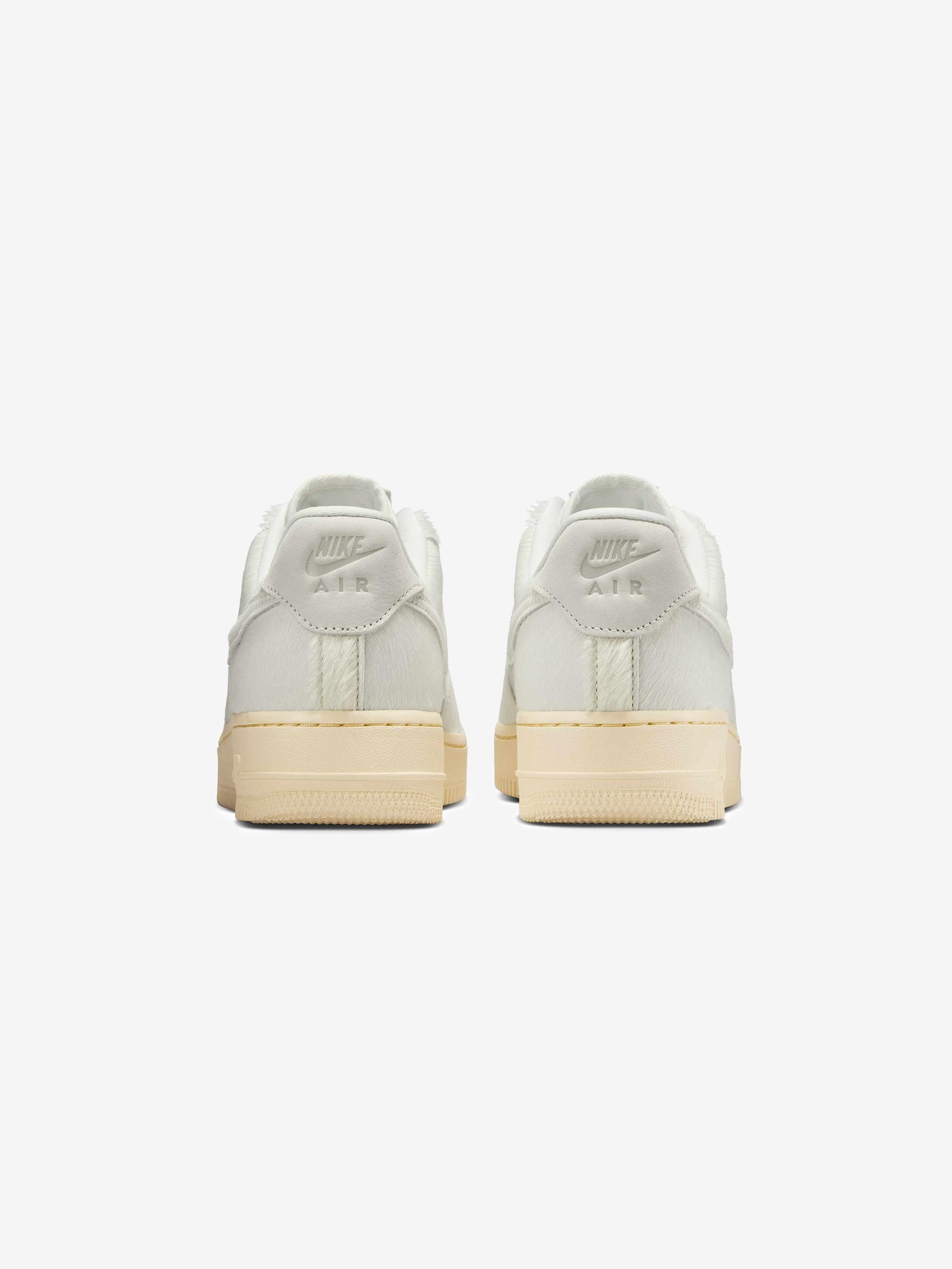 Women's Nike Air Force 1 Low '07 Pony Hair (Sail/Muslin) Female Product Image