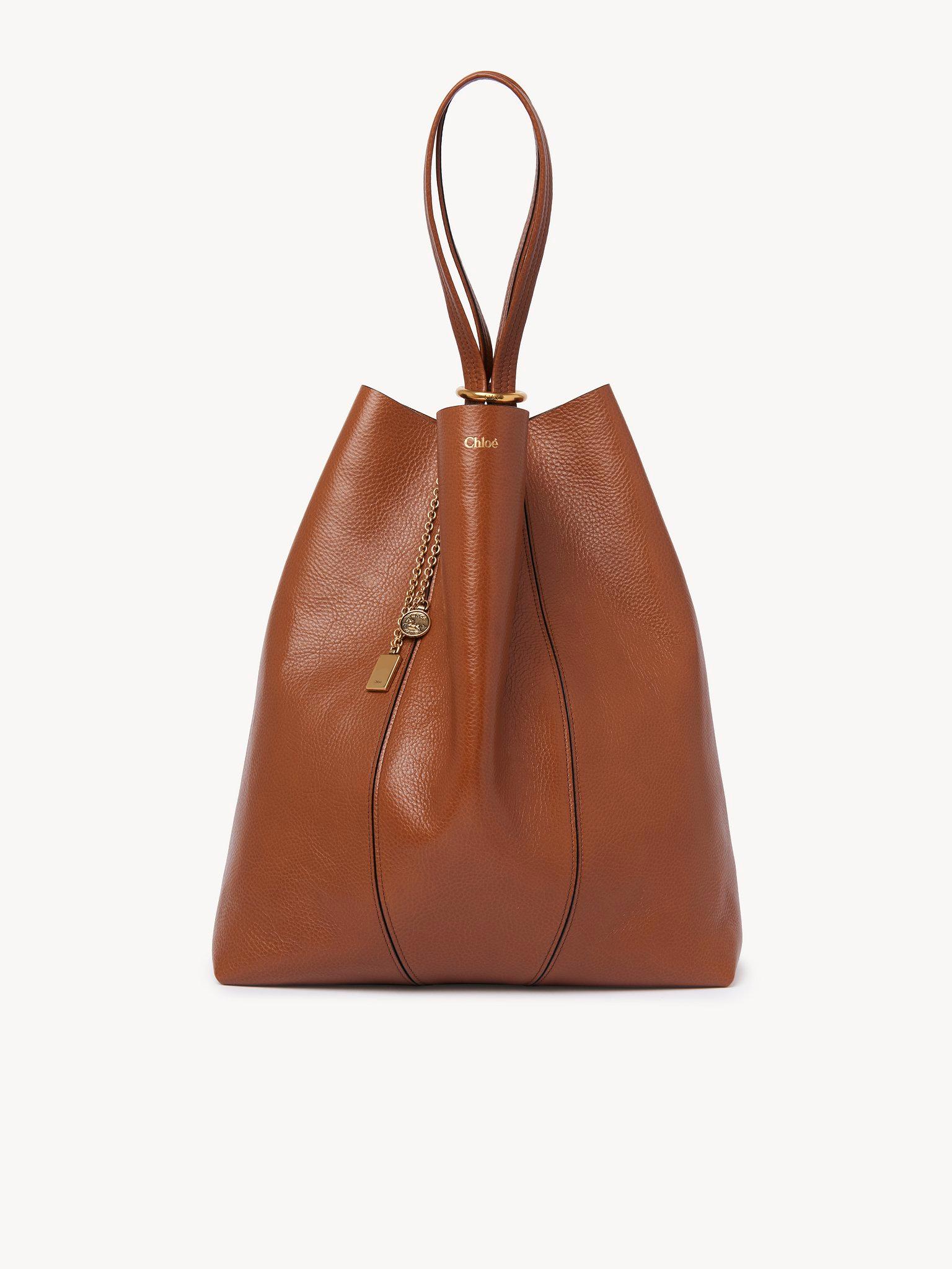 Large Chloé Spin tote bag in grained leather Product Image