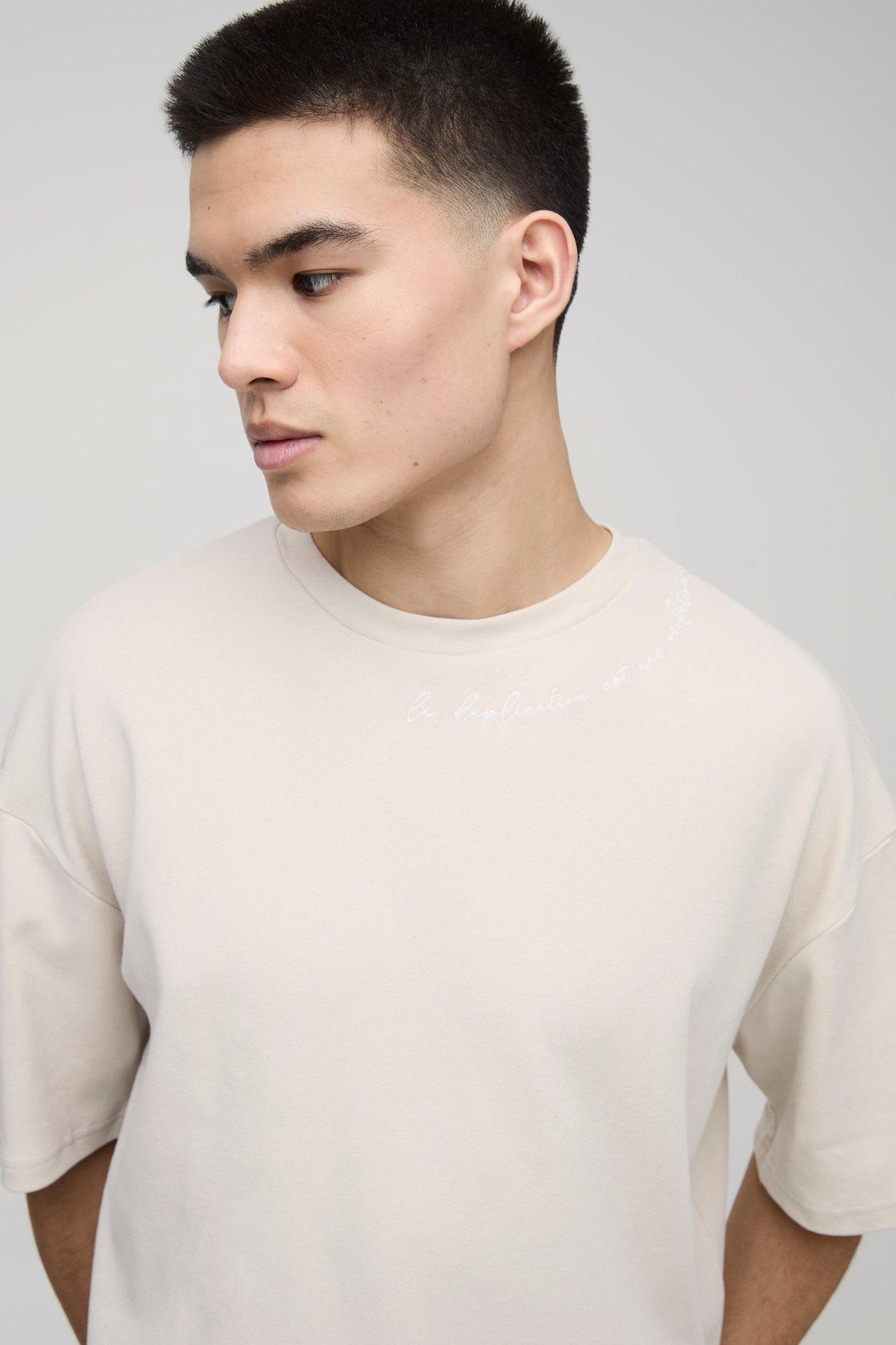 Oversized Boxy Embroidered Graphic T-shirt | boohooMAN USA Product Image