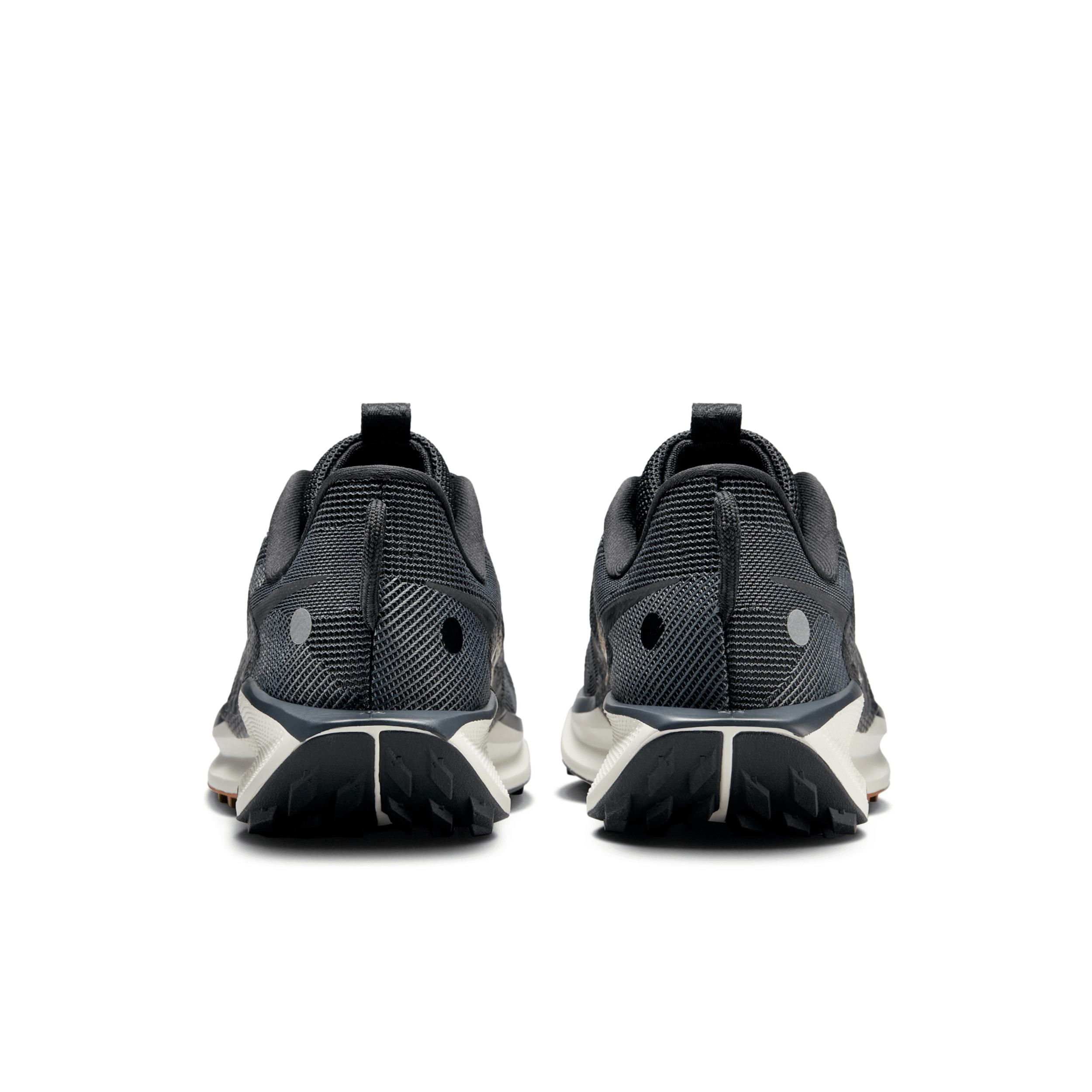 Nike Women's Pegasus Trail 5 Trail Running Shoes Product Image