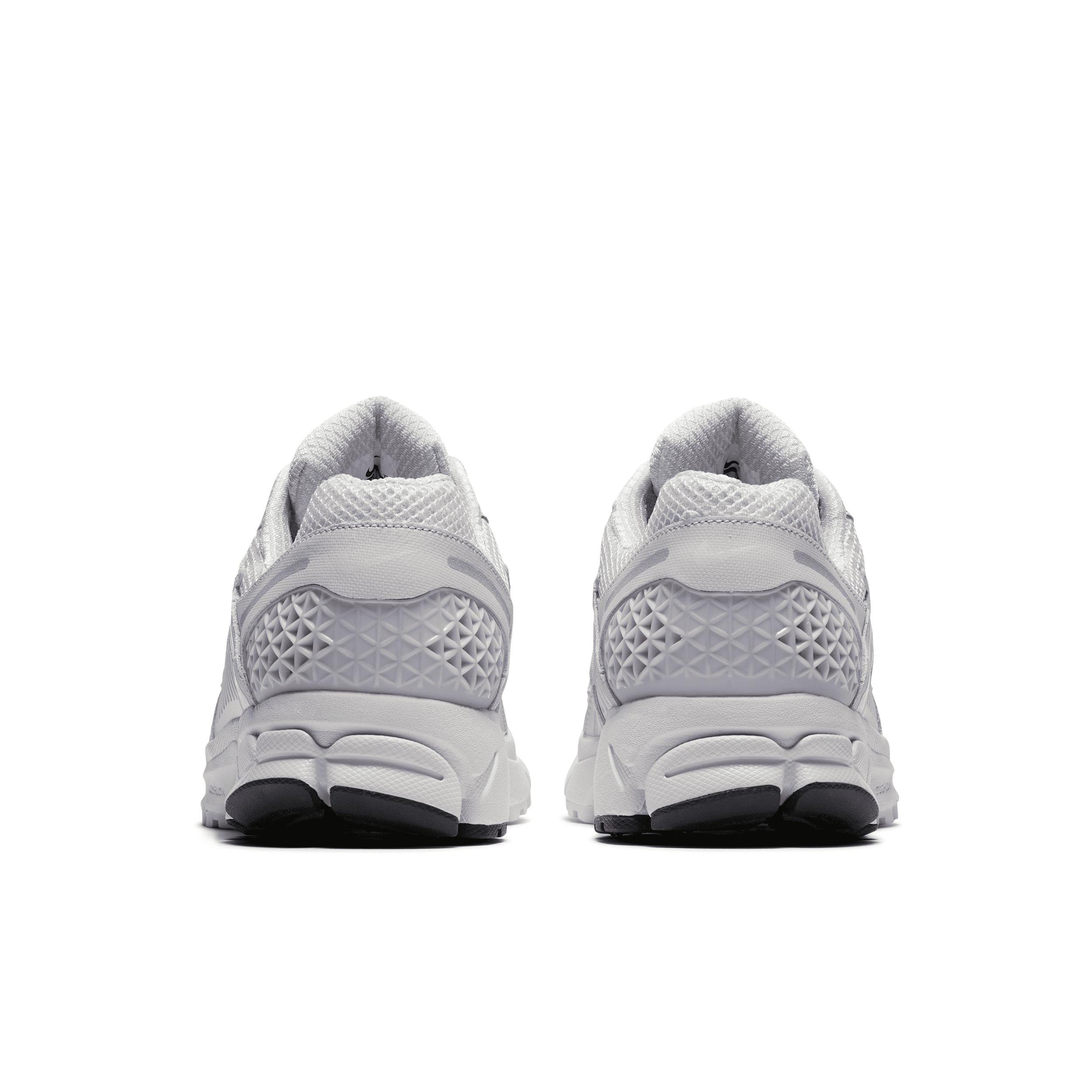 Nike Mens Zoom Vomero 5 Shoes | BV1358-001 Product Image