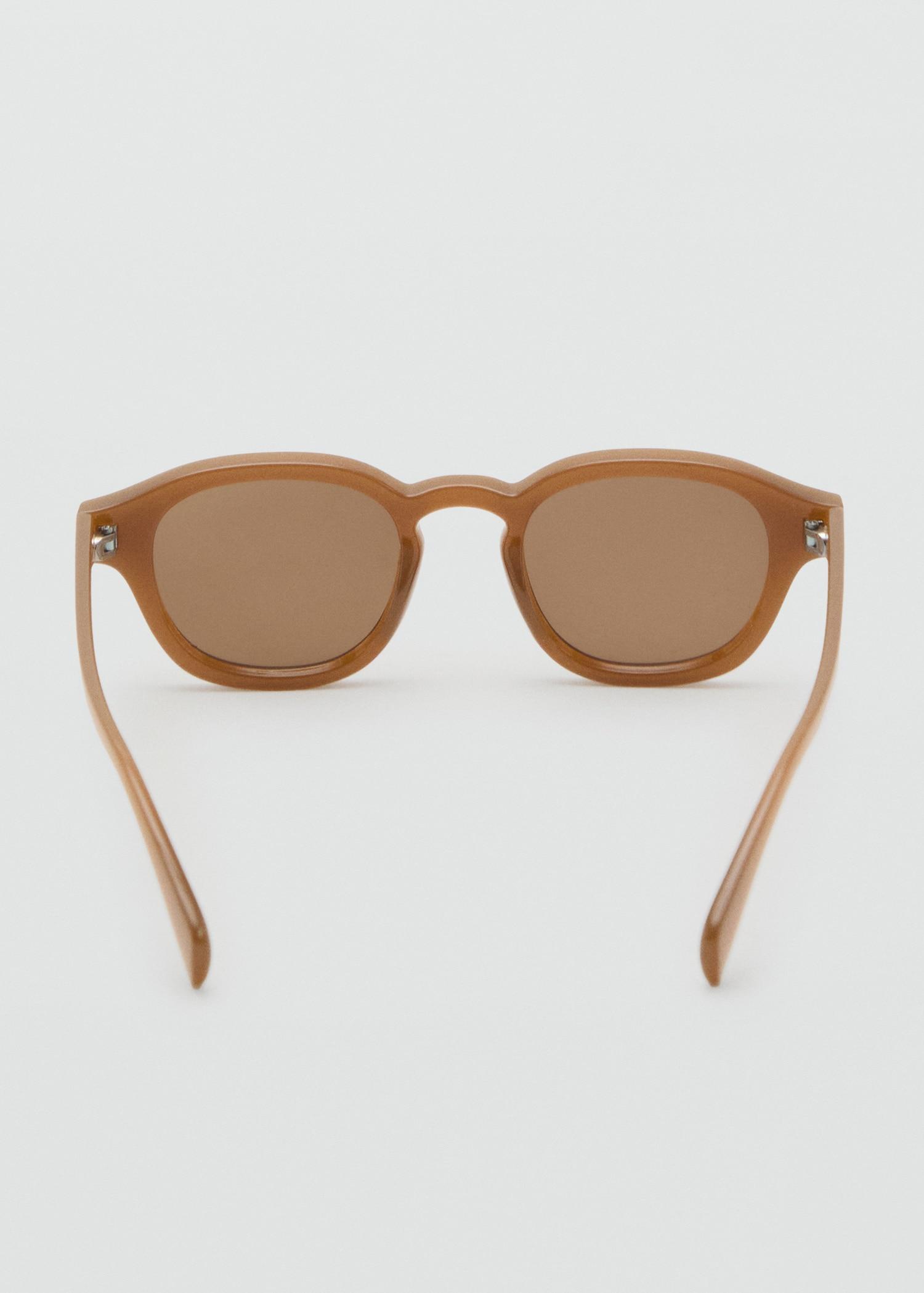 Resin frame sunglasses - Men | MANGO USA Product Image