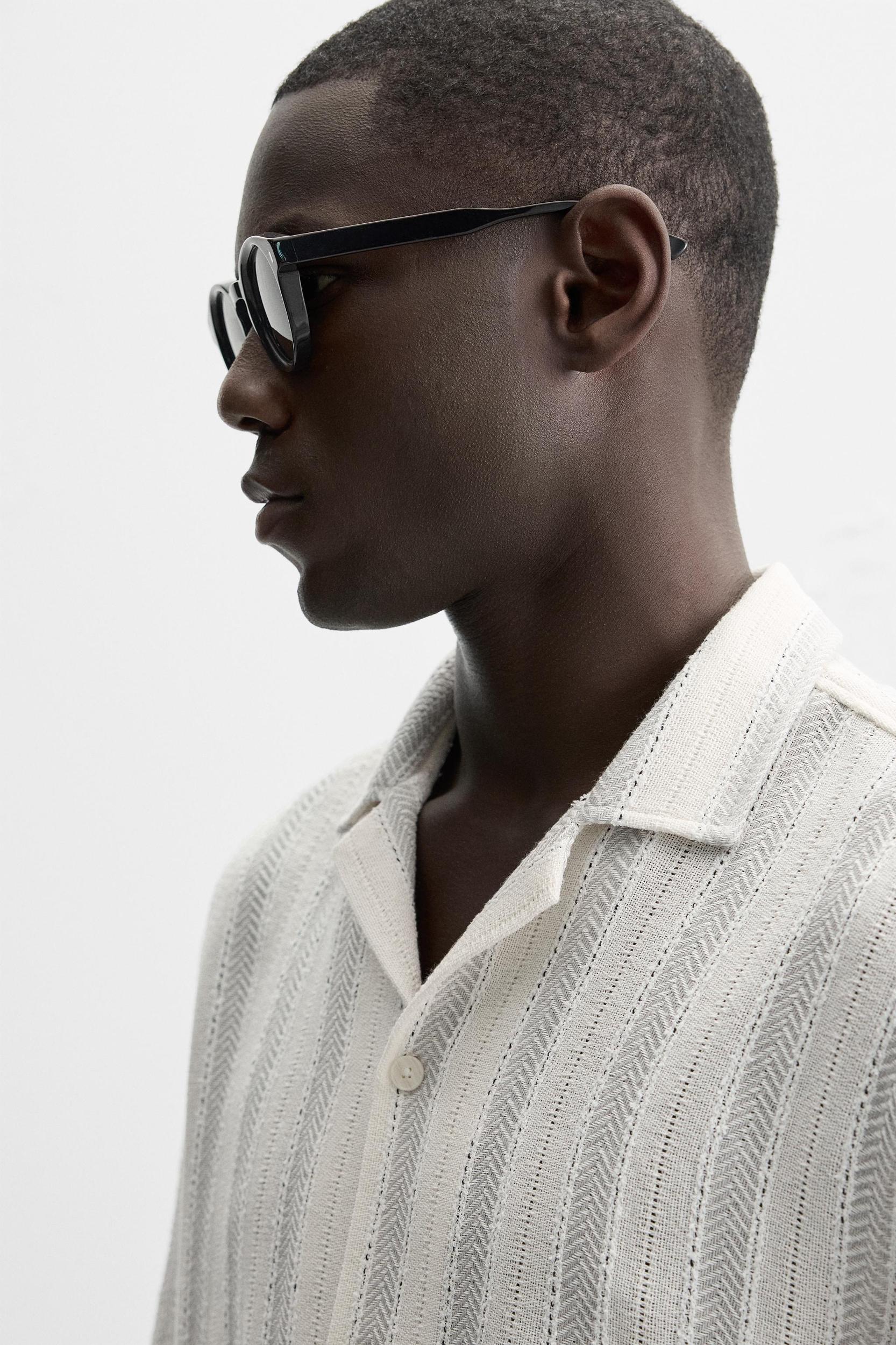 TEXTURED STRIPED SHIRT Product Image