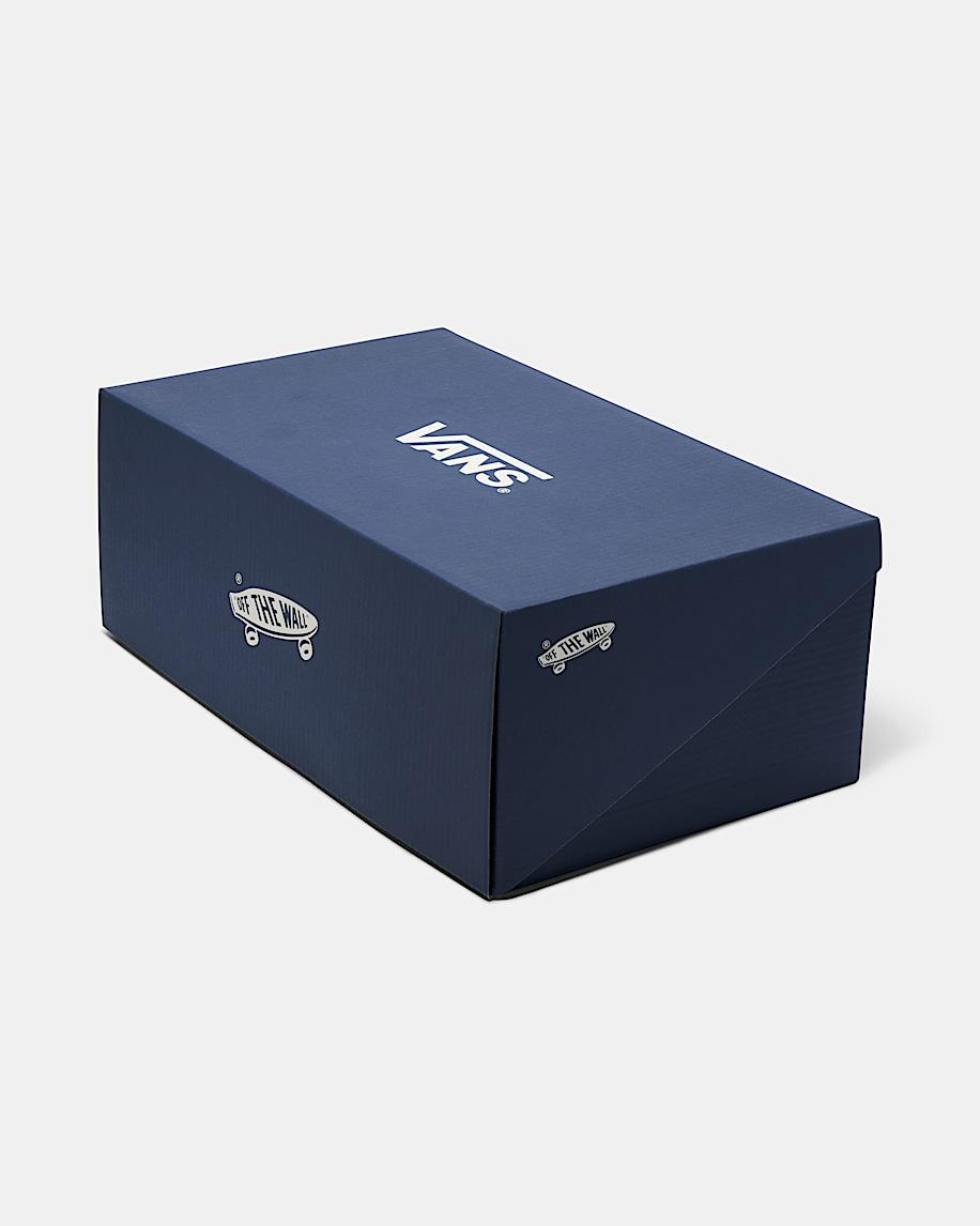 Premium Authentic Shoe in Black / Black| Vans US Product Image