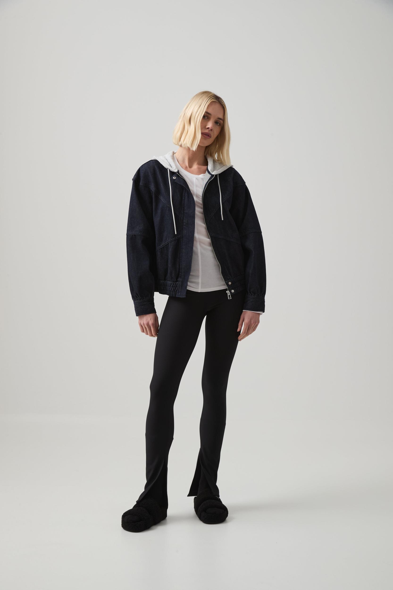 Windbreaker Shirt 406 Product Image