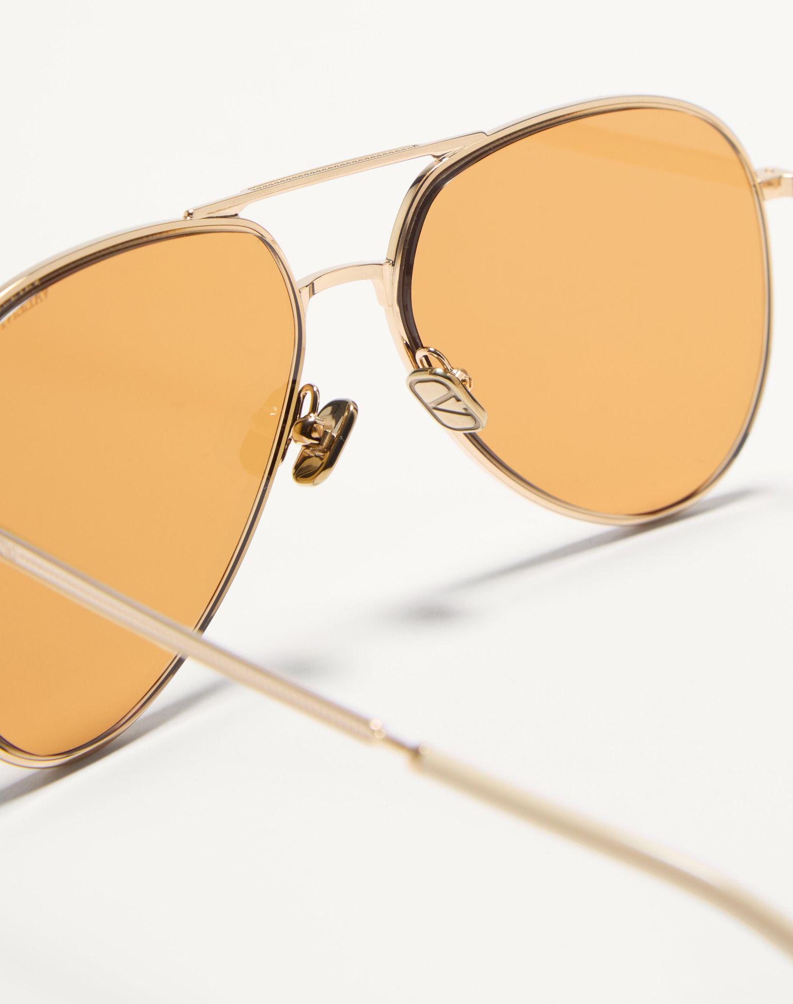 Metal Aviator Frame Product Image