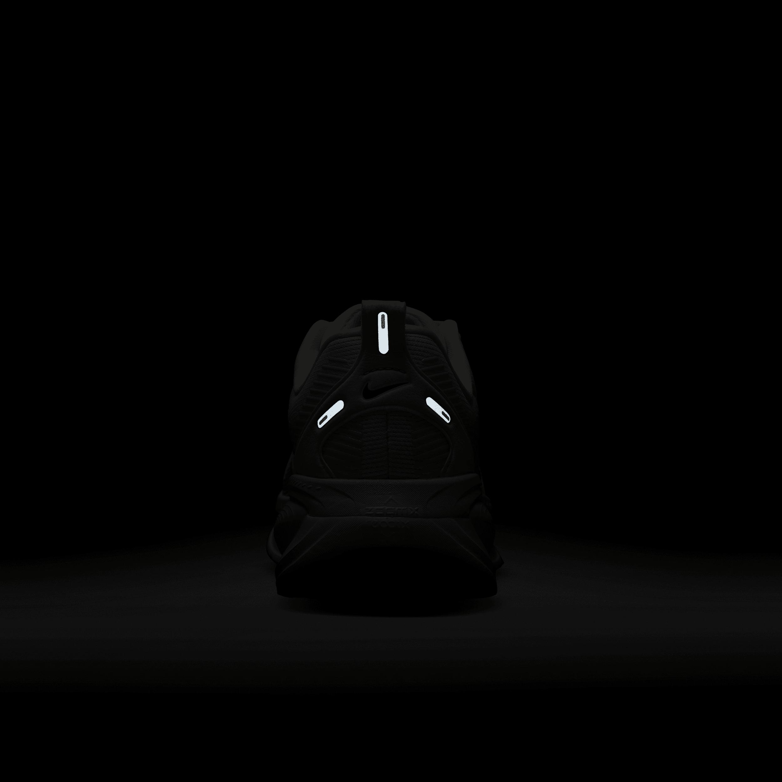 Nike Women's Vomero 18 Road Running Shoes Product Image