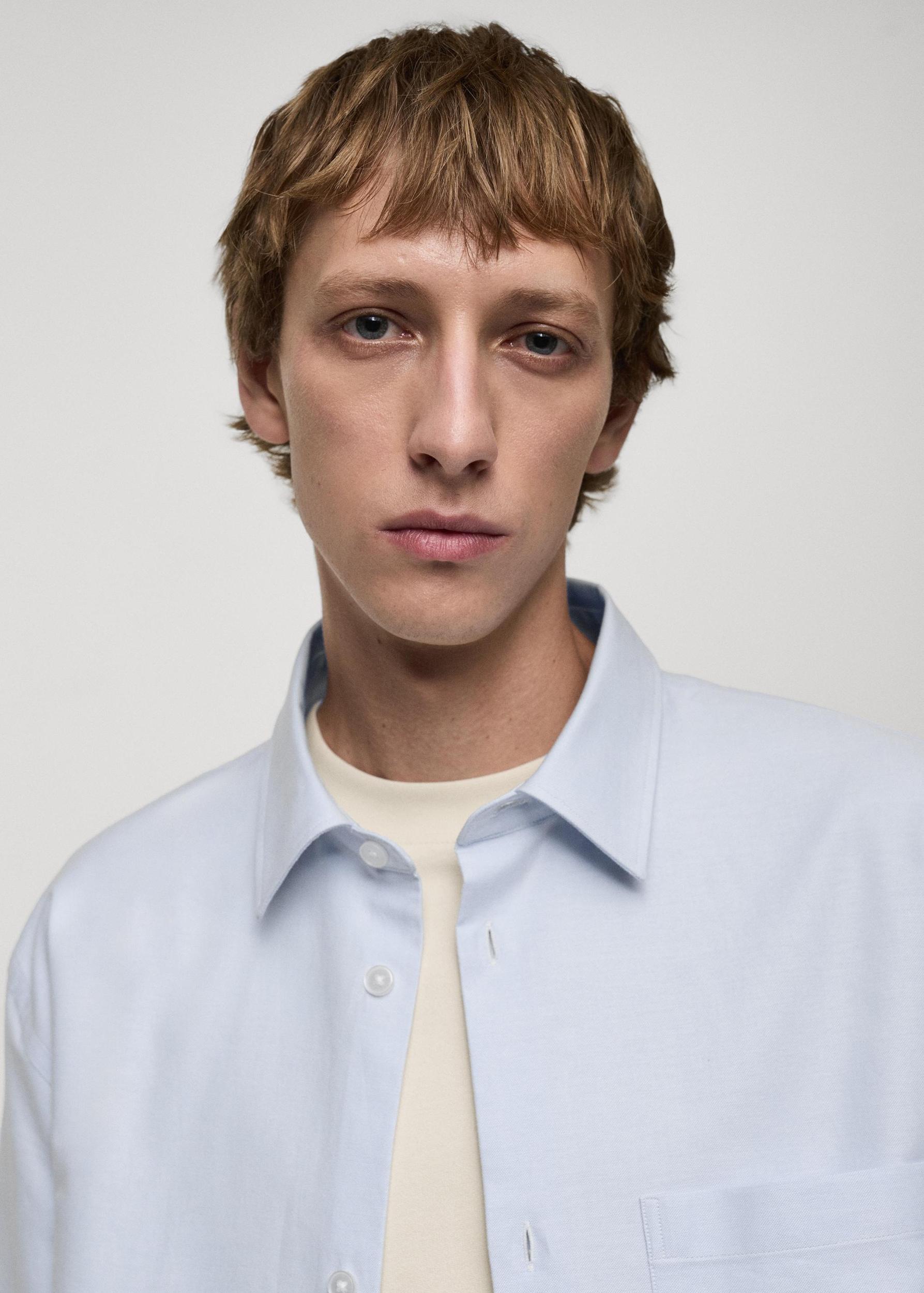 Relaxed-fit Oxford cotton shirt - Men | MANGO USA Product Image