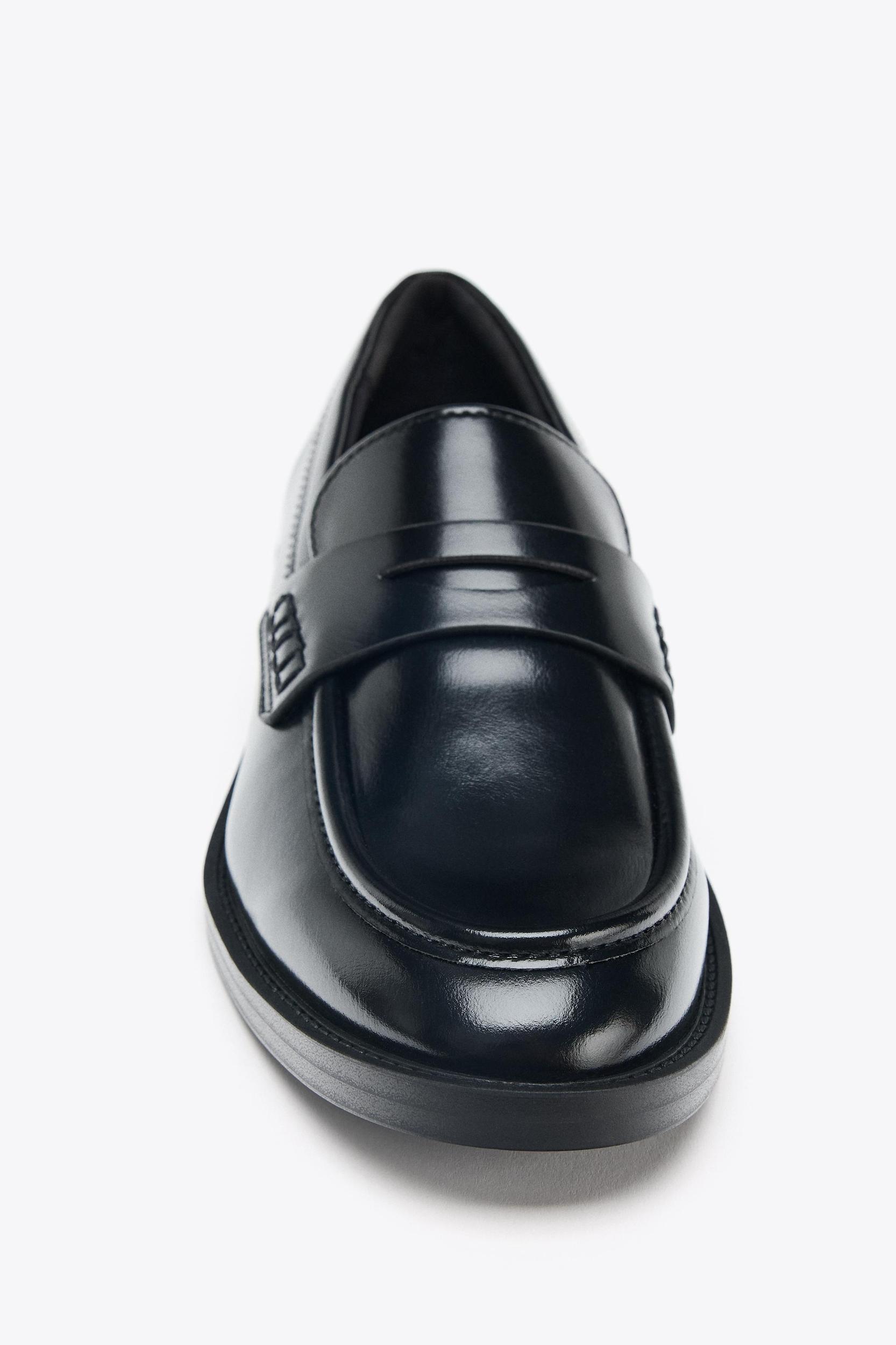 LOAFER SHOES Product Image