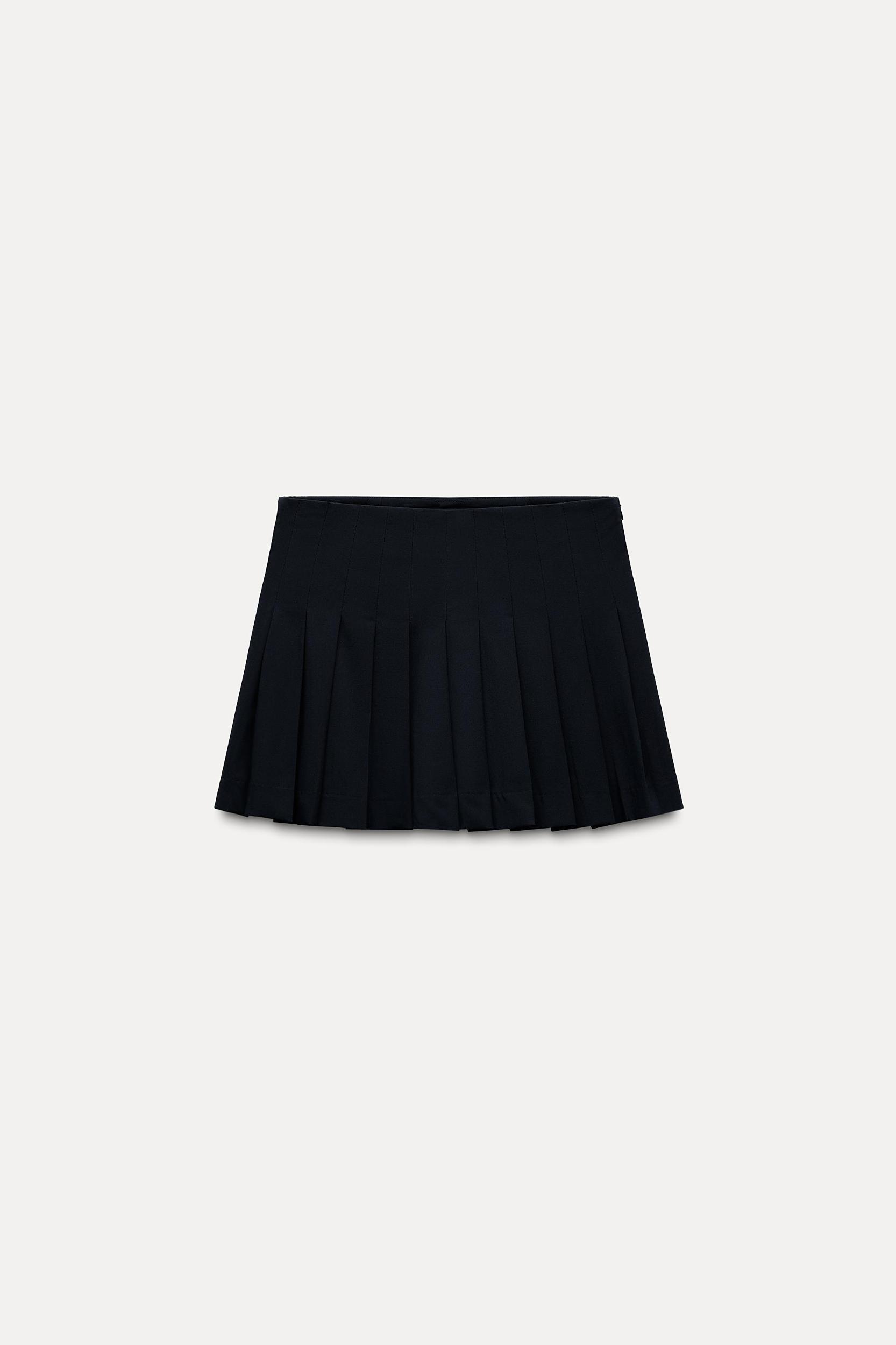 PLEATED SKORT Product Image