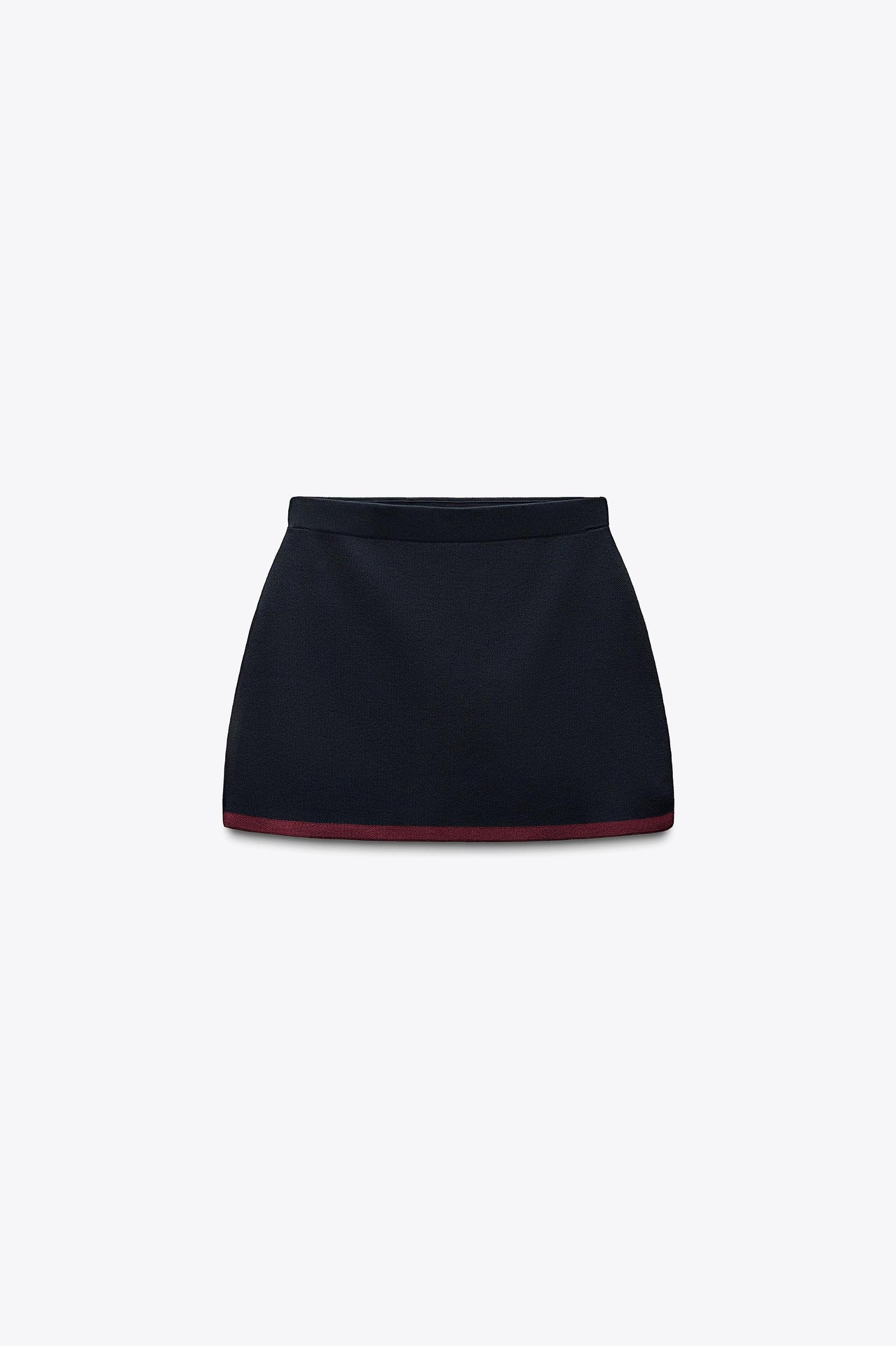 KNIT MINI SKIRT Product Image