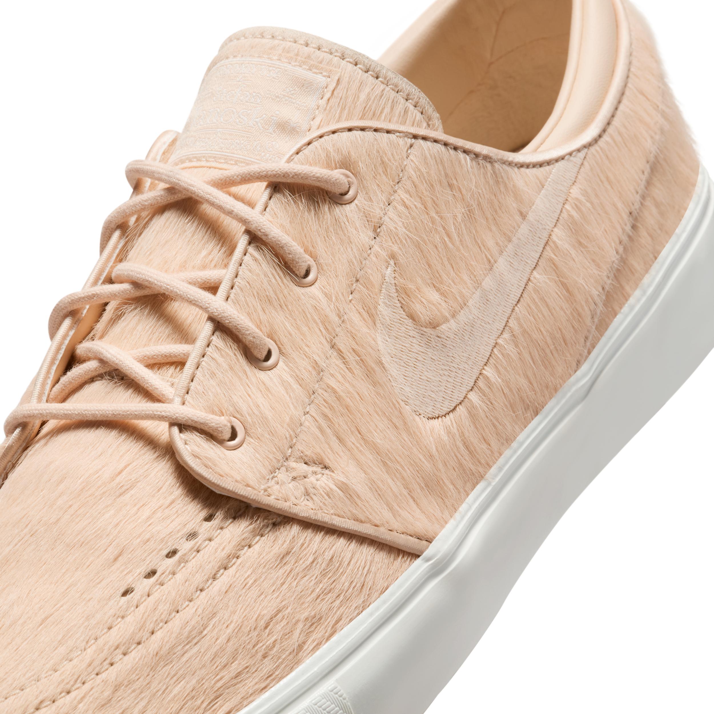 Mens Nike SB Zoom Janoski OG+ SE Skate Shoes | HF3060-200 Product Image