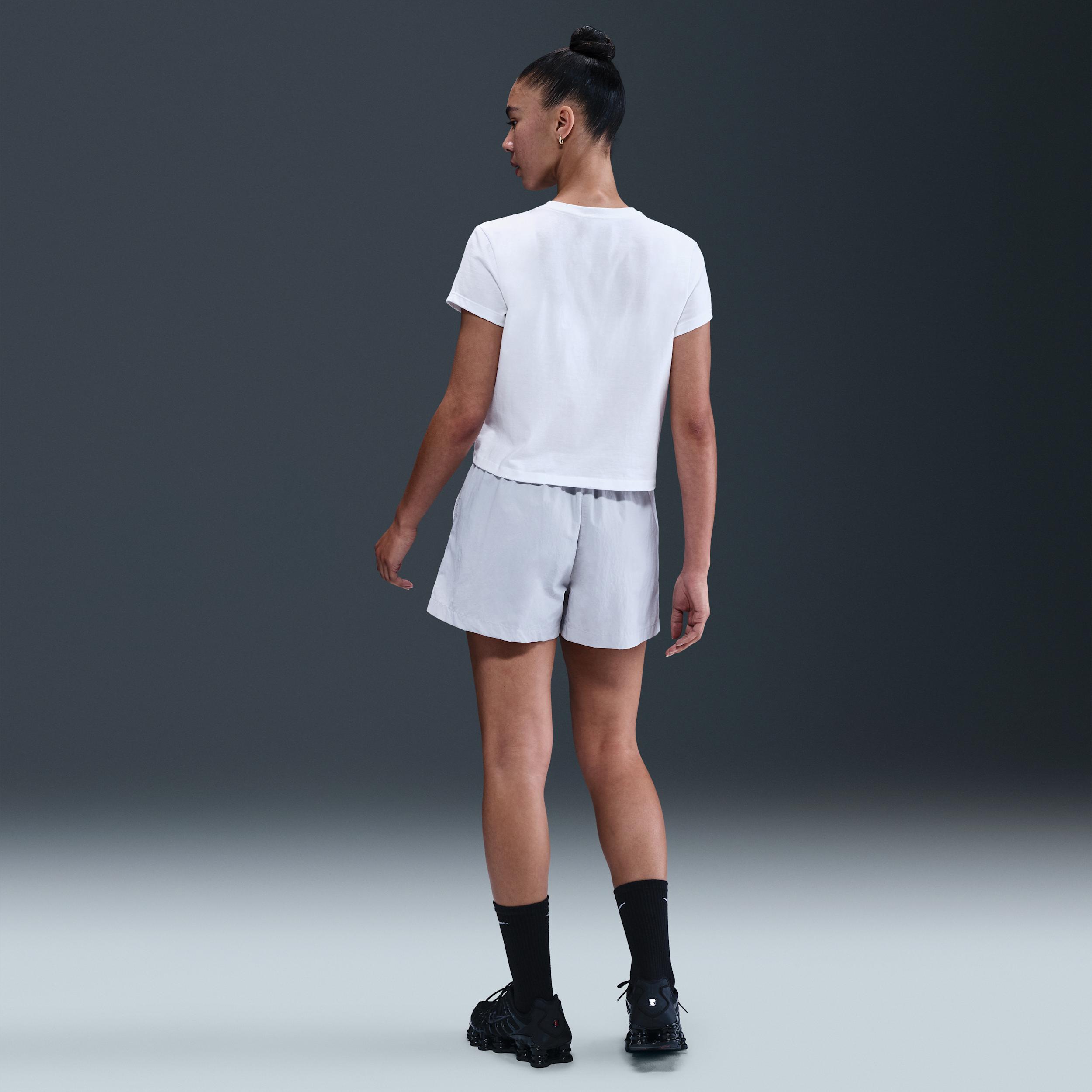 Nike Womens Club Cropped T-Shirt | IM7735-085 Product Image