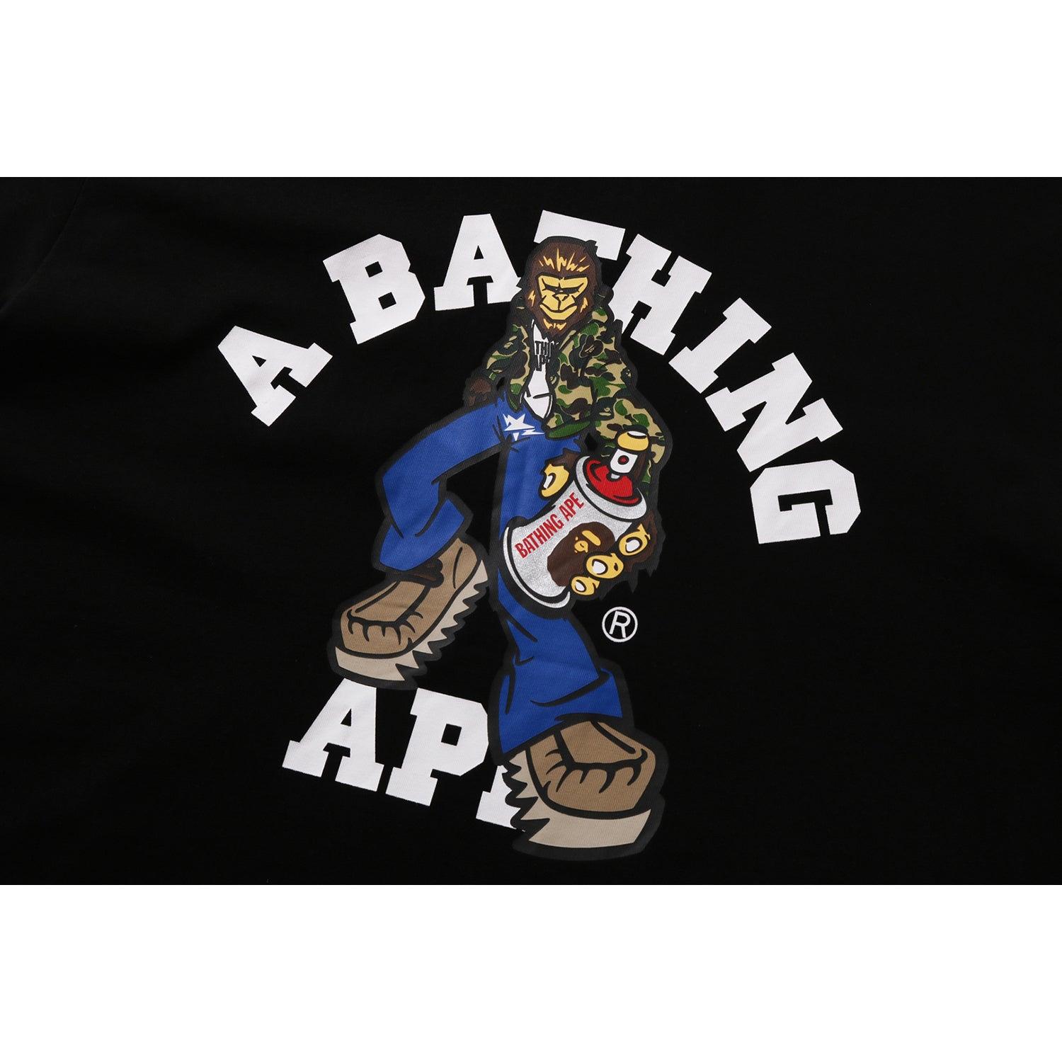 GRAFFITI CHARACTER COLLEGE RELAXED FIT TEE MENS Male Product Image