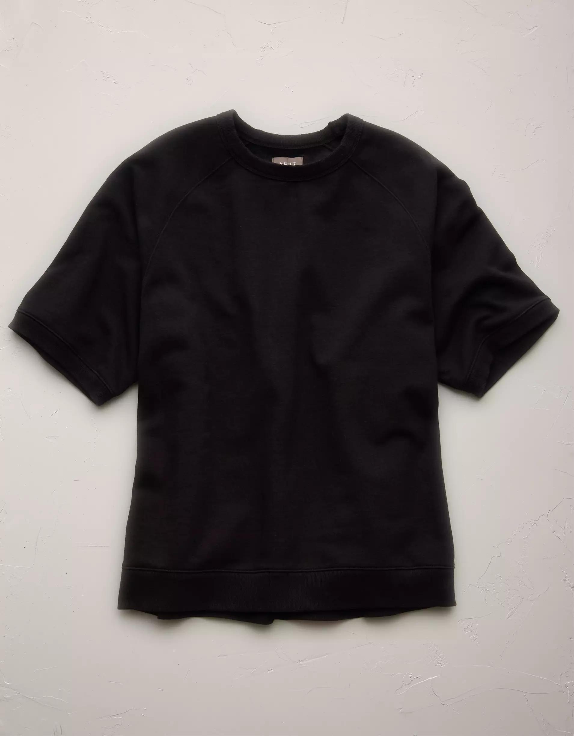 AE77 Premium Short-Sleeve Sweatshirt Product Image