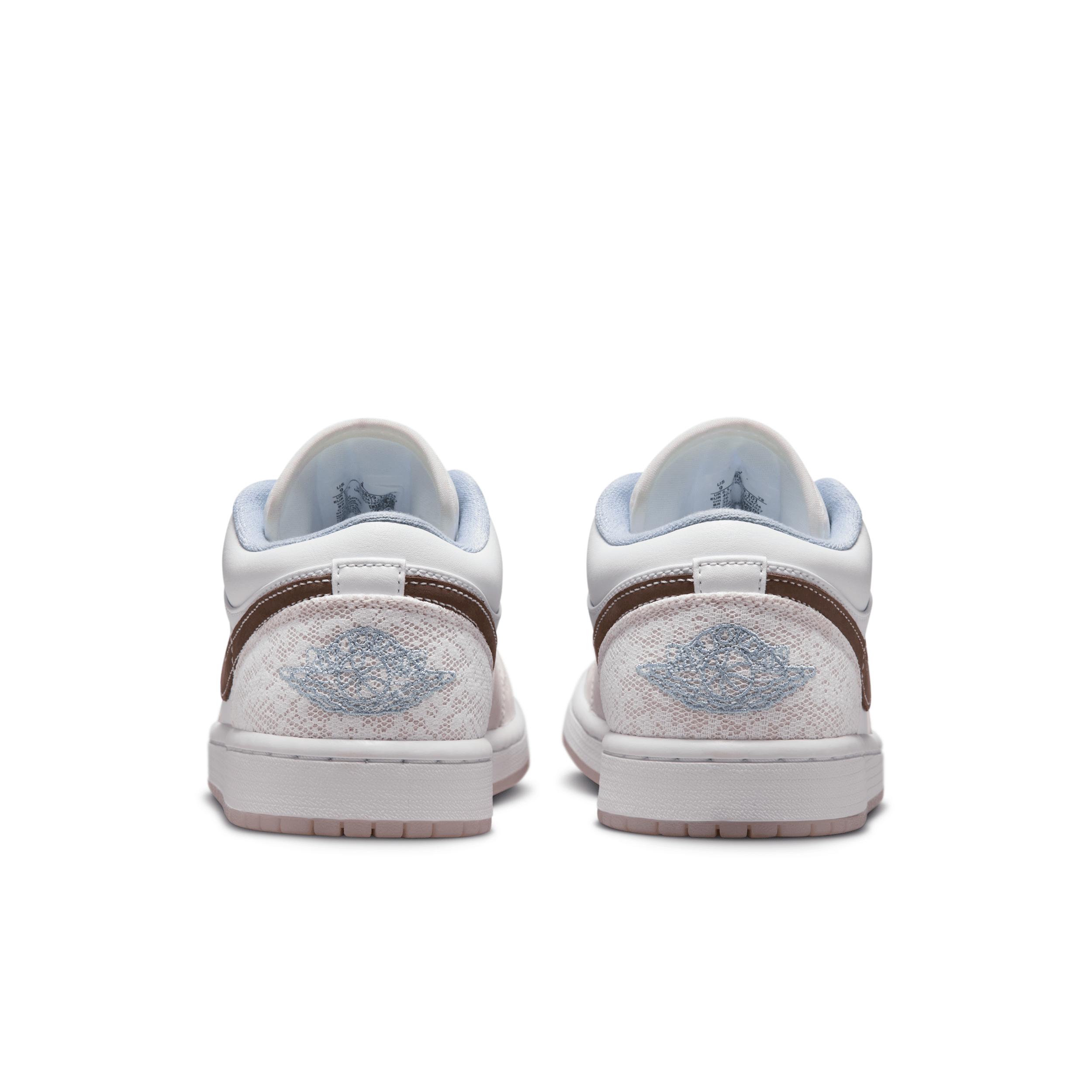 Womens Air Jordan 1 Low Shoes | IB8859-101 Product Image