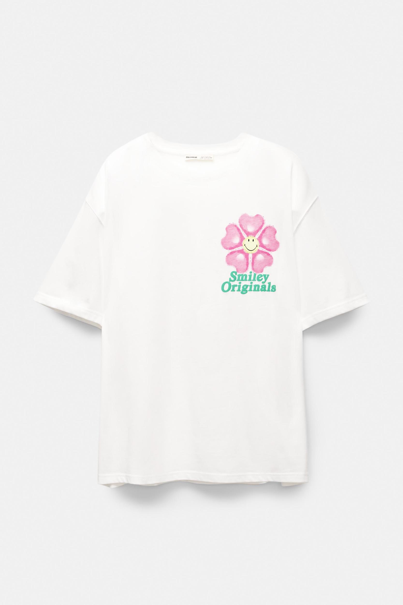 Smiley flower T-shirt Product Image