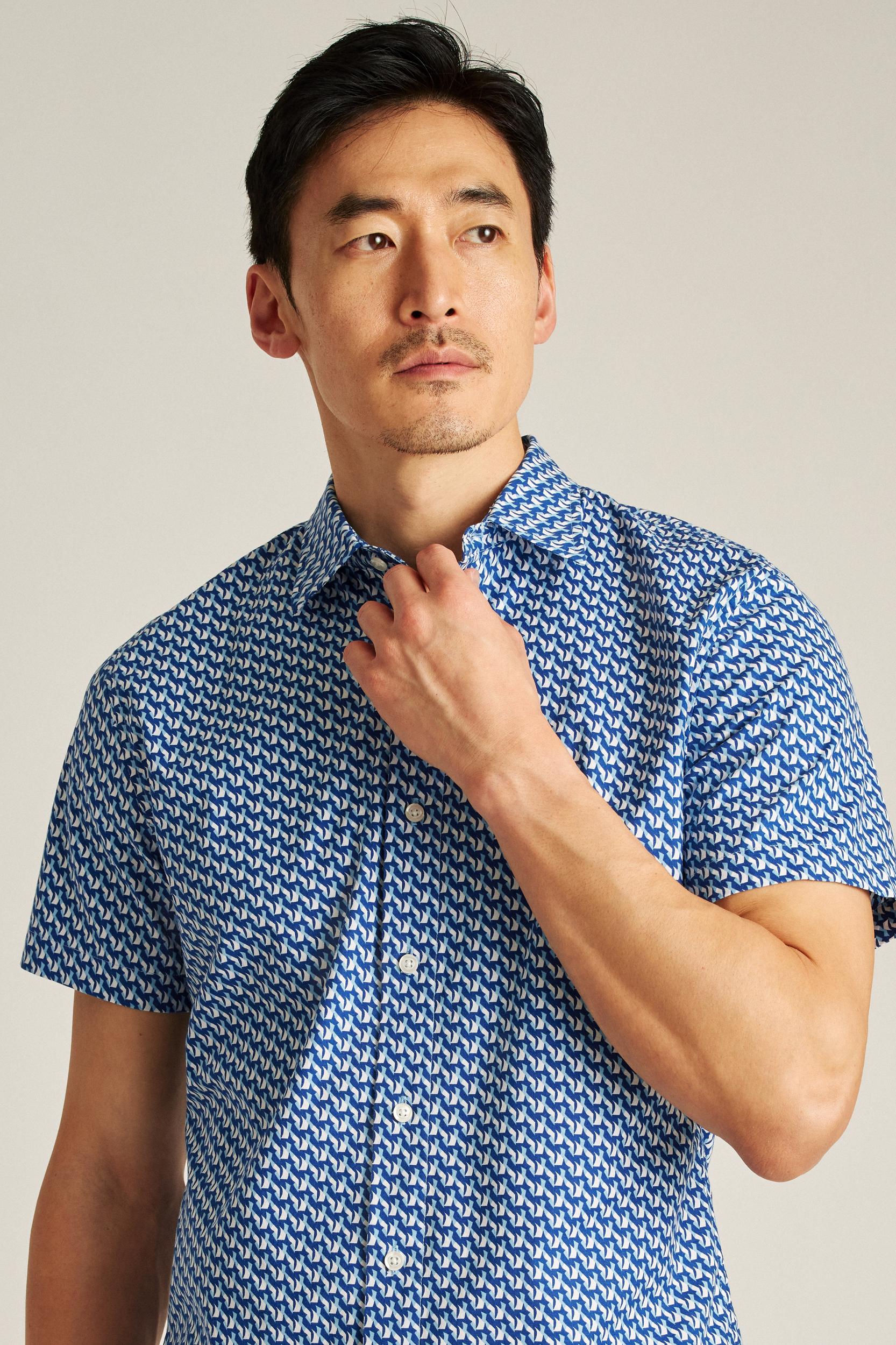 Riviera Short Sleeve Shirt Product Image