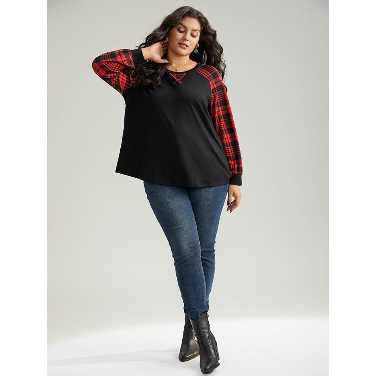 Plus Size Plaid Contrast Stitch Raglan Sleeve T-shirt Black Women Casual Elastic cuffs Plaid Round Neck Festival-Christmas T-shirts BloomChic 10/M Product Image
