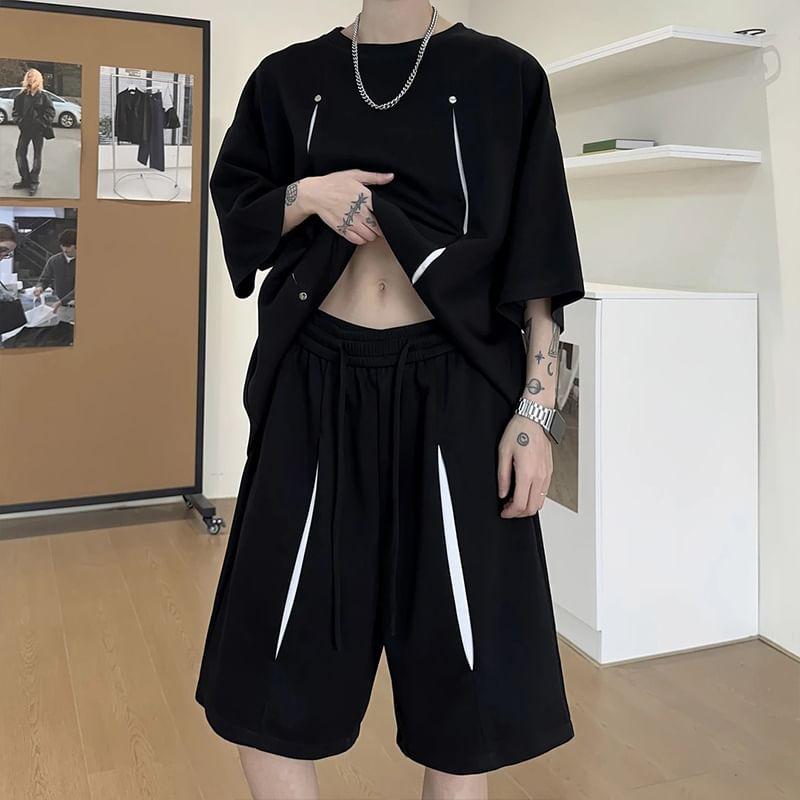 Set: Short Sleeve Crew Neck Two Tone Panel T-Shirt + Drawstring Waist Sweat Shorts Product Image