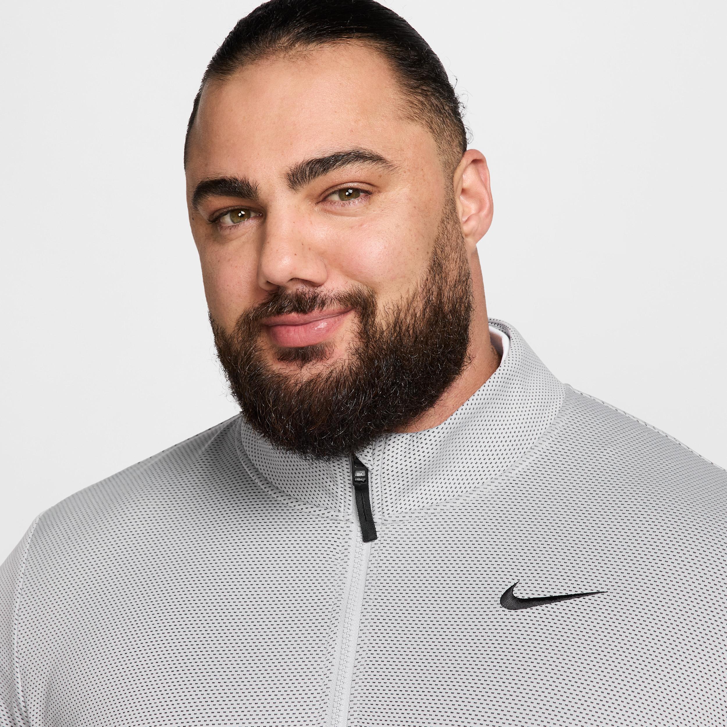 Nike Men's Victory Dri-FIT 1/2-Zip Golf Top Product Image