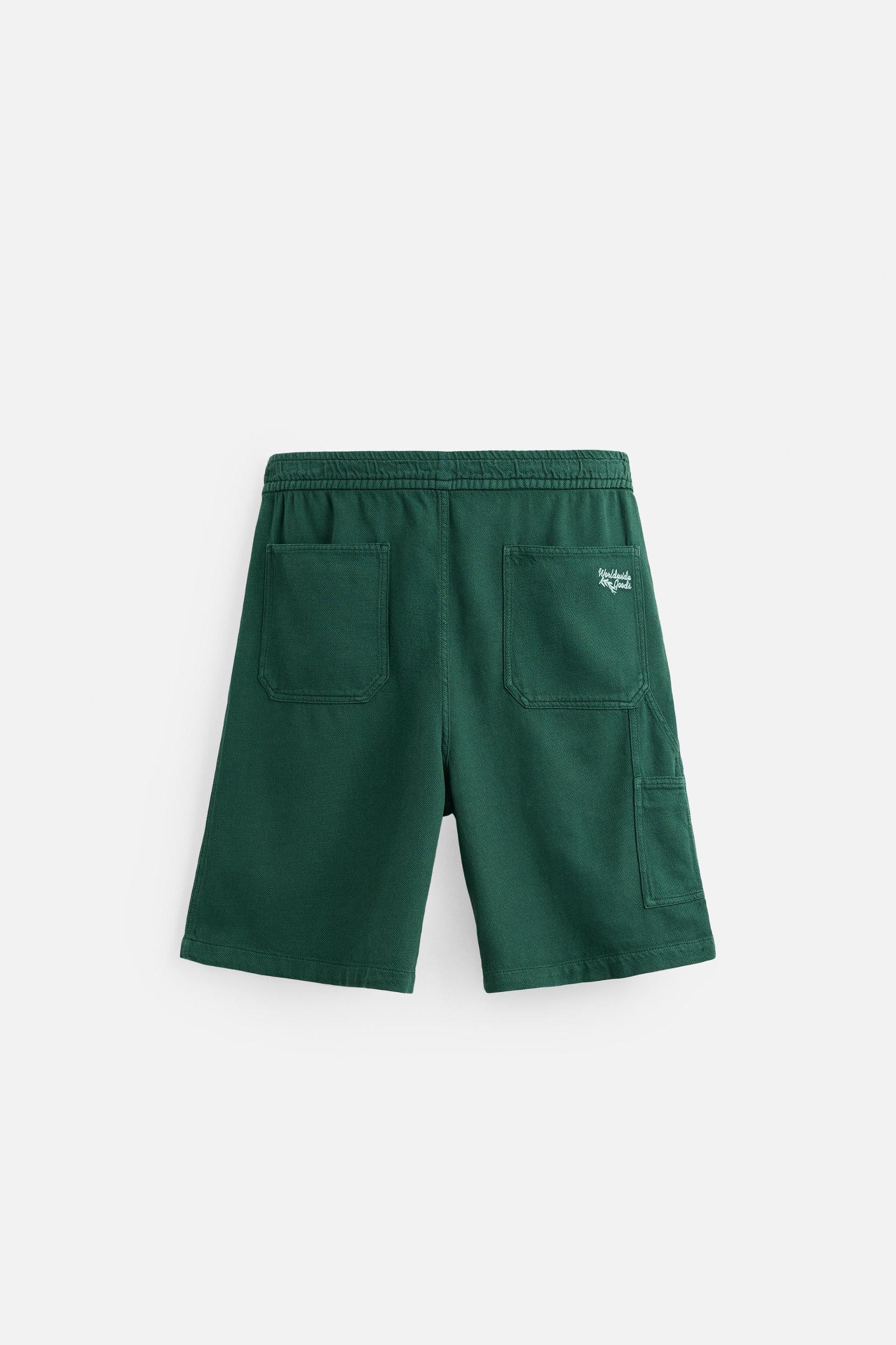 TEXTURED CARPENTER POCKET SHORTS Product Image