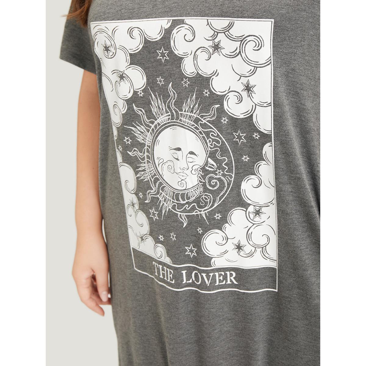 Plus Size Horoscope Print Pocket Split Dress Gray Women Casual Pocket Curvy Midi Dress BloomChic 30/6X Product Image