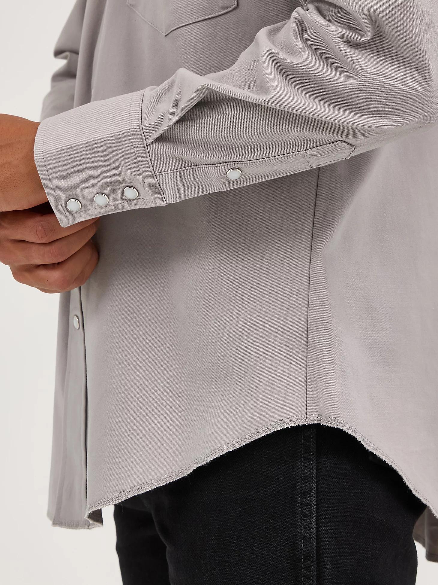 Premium Performance Advanced Comfort Cowboy Cut® Long Sleeve Spread Collar Solid Shirt | Men's SHIRTS | Wrangler® Product Image