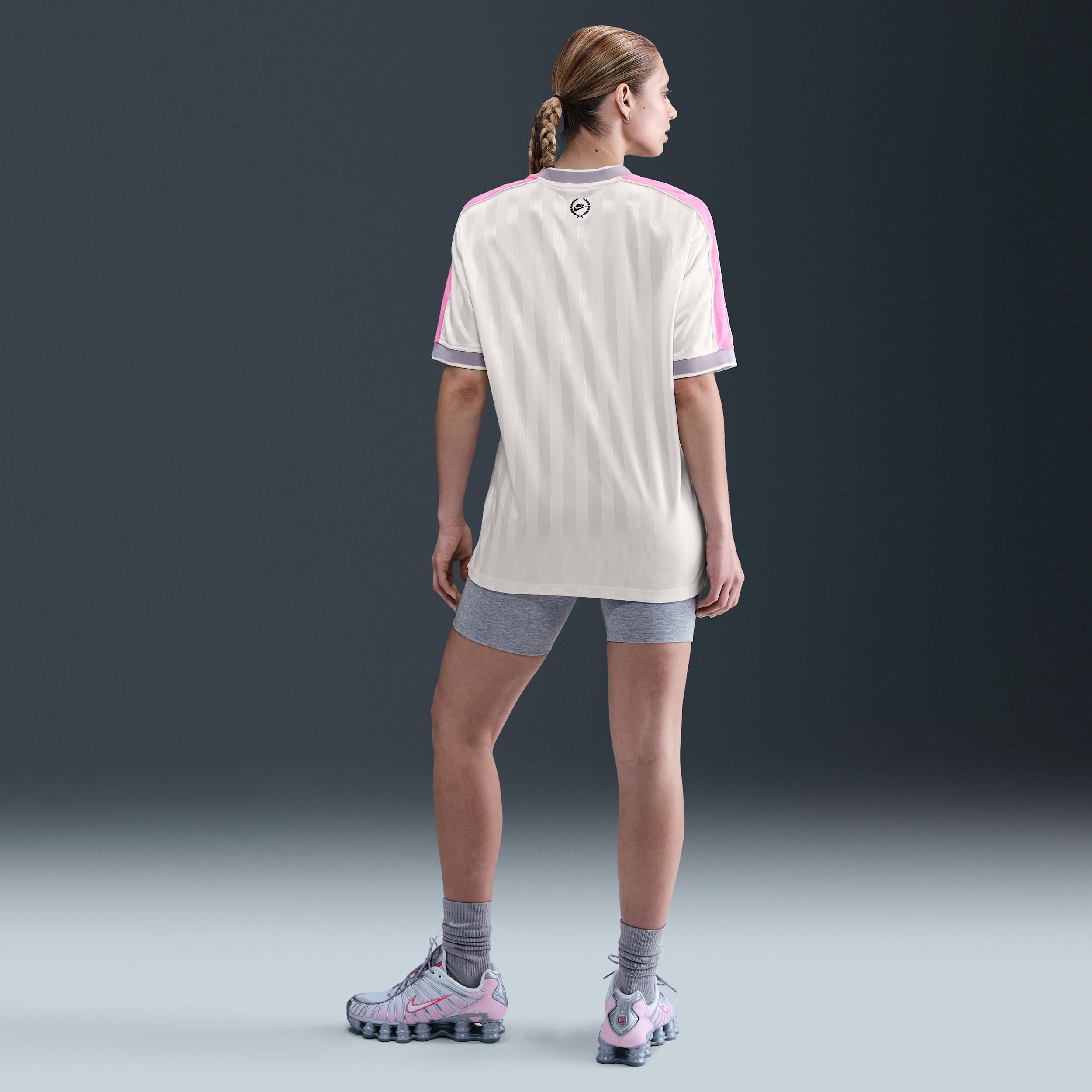 Womens Nike Sportswear V-Neck Jersey Top | IH8504-633 Product Image