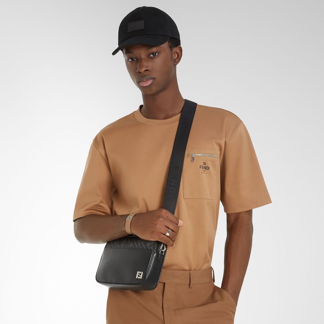 T-ShirtLight brown cotton T-shirt Product Image