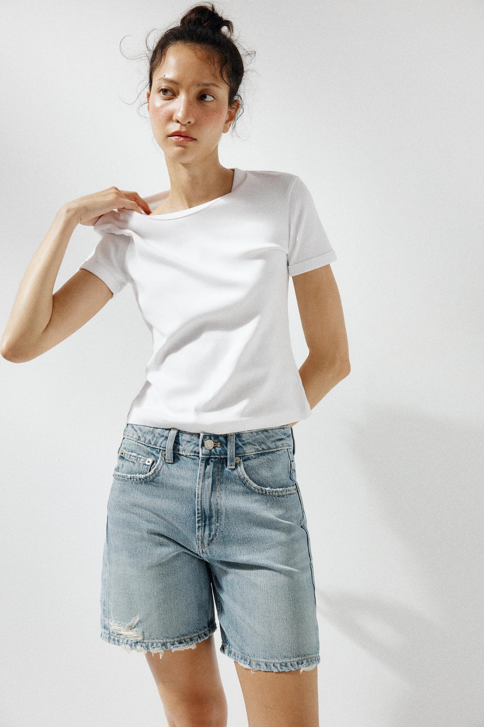 MID-RISE TRF DENIM SHORTS Product Image