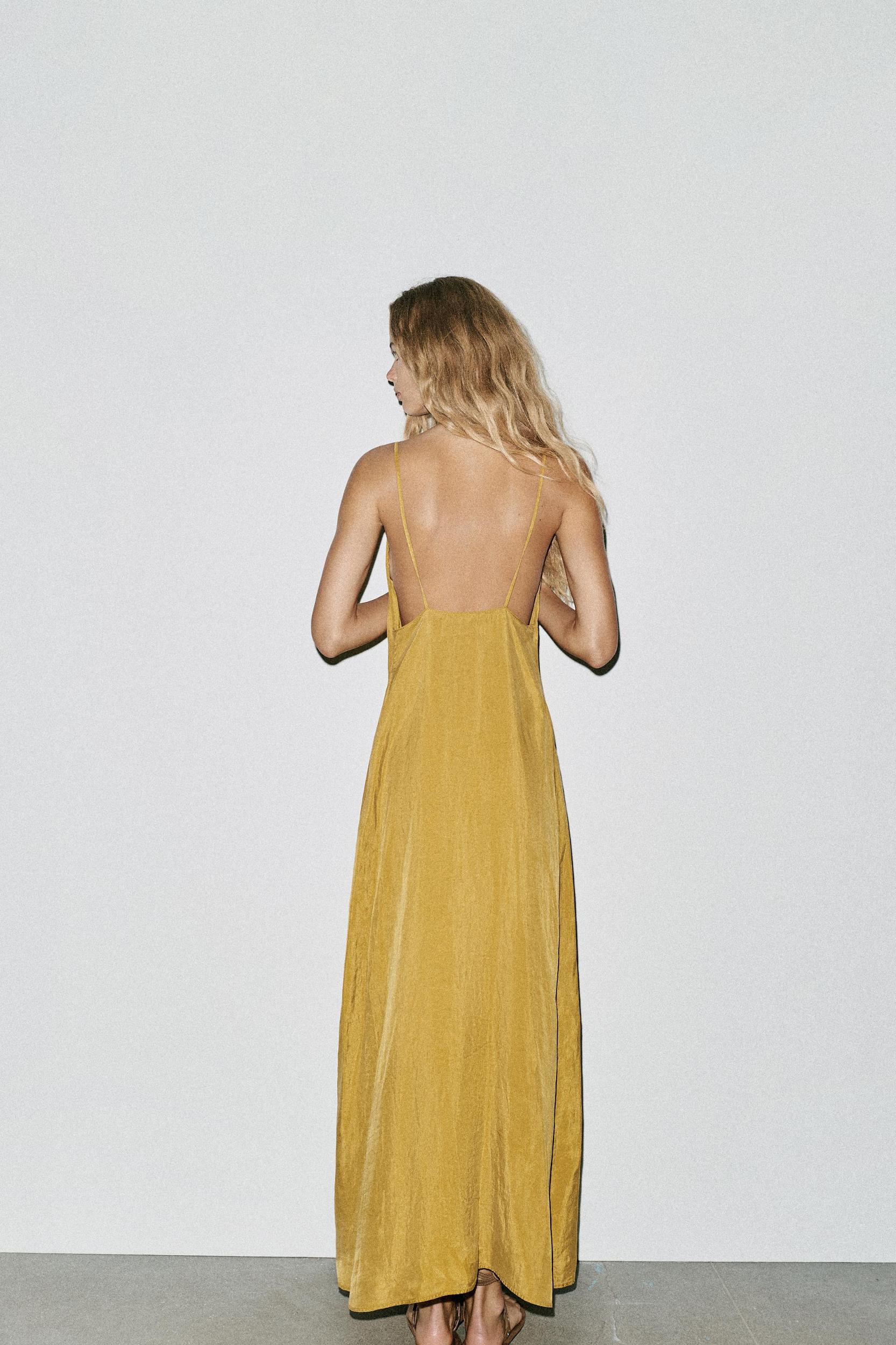 FLOWY MIDI DRESS Product Image