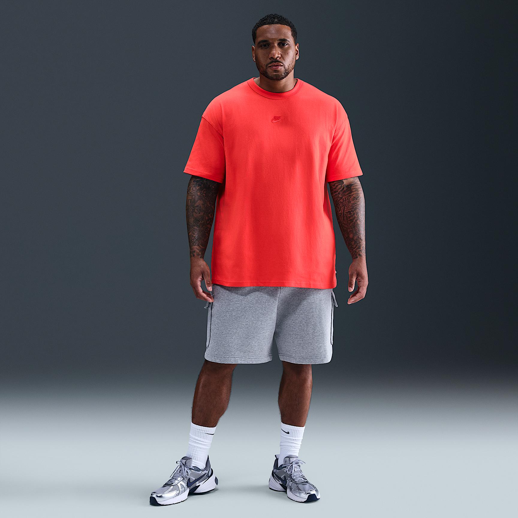 Mens Nike Sportswear Premium Essentials T-Shirt | DO7392-697 Product Image