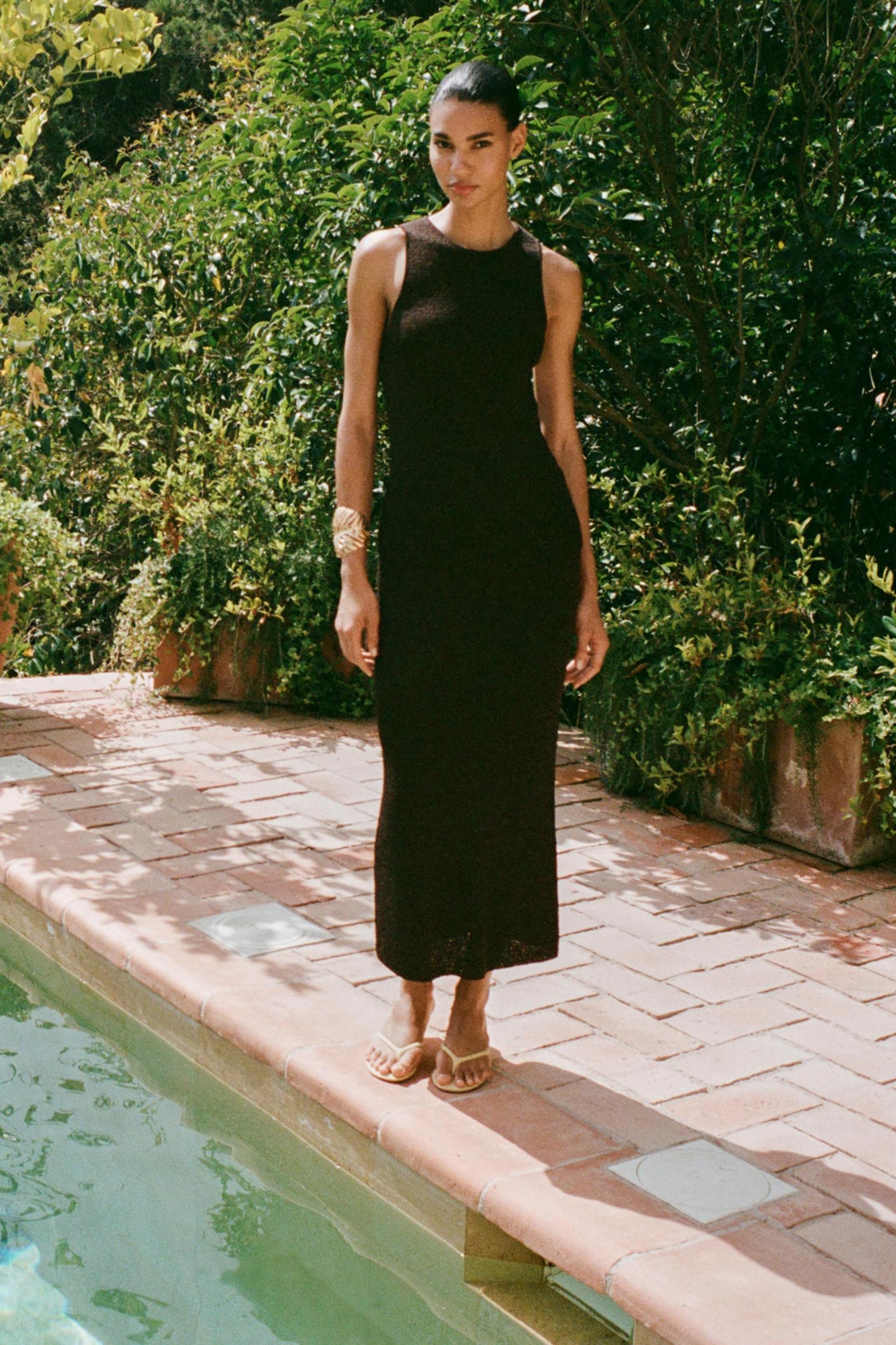 TEXTURED KNIT MAXI SKIRT Product Image