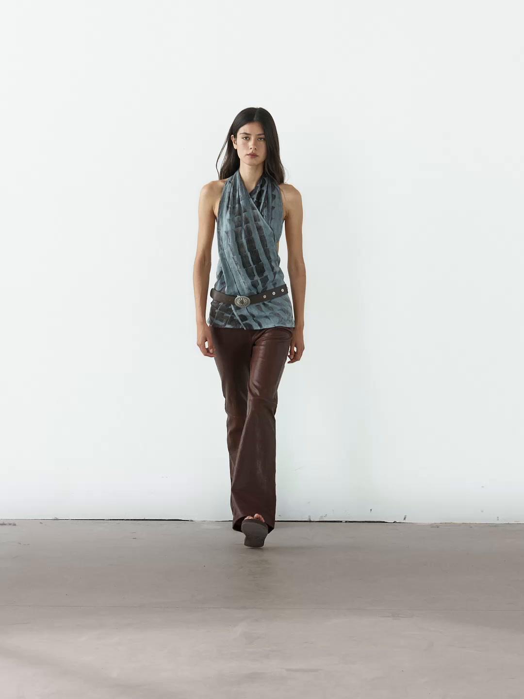 Print top with surplice neckline Product Image