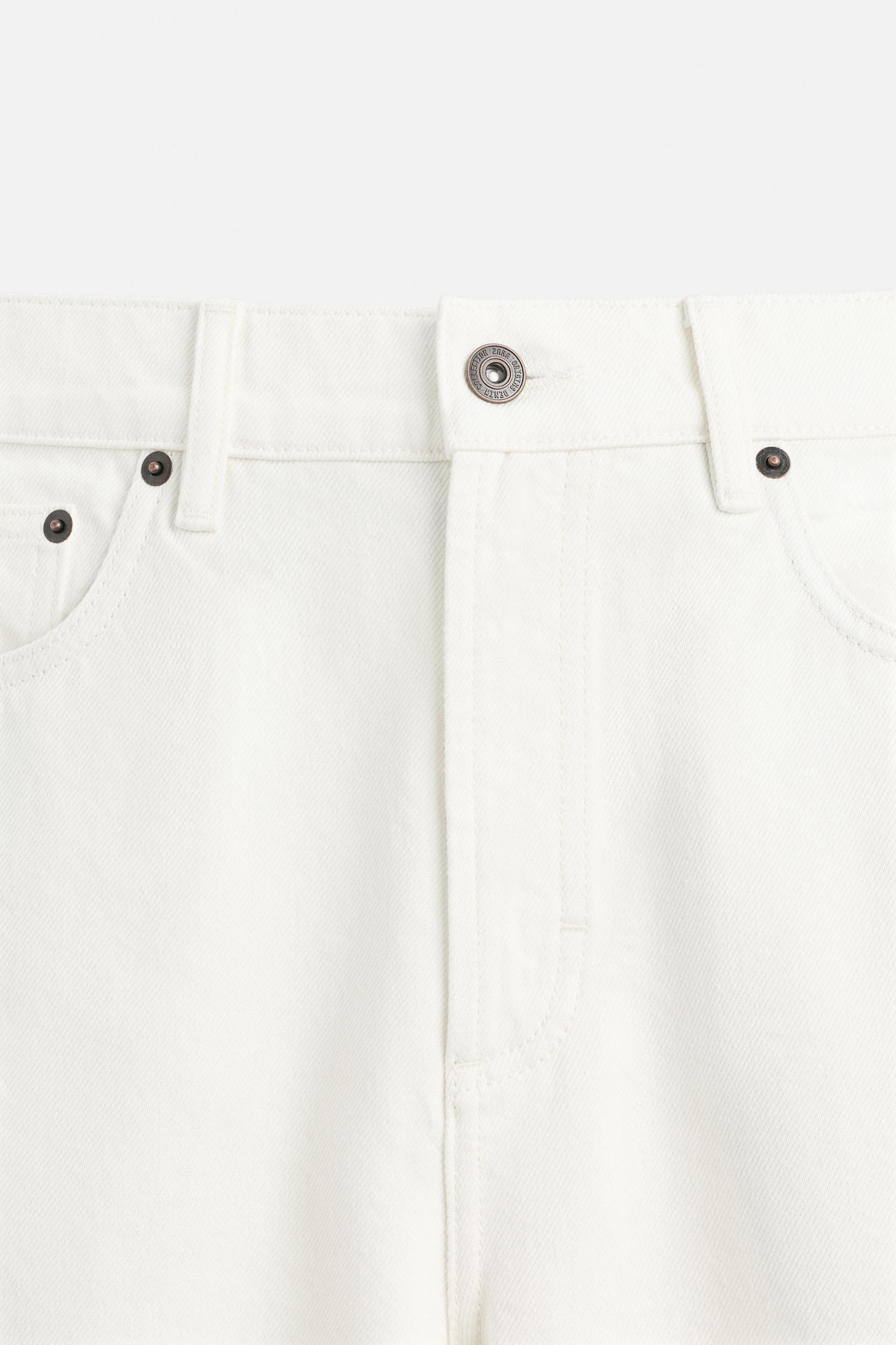 STRAIGHT ANKLE FIT JEANS Product Image