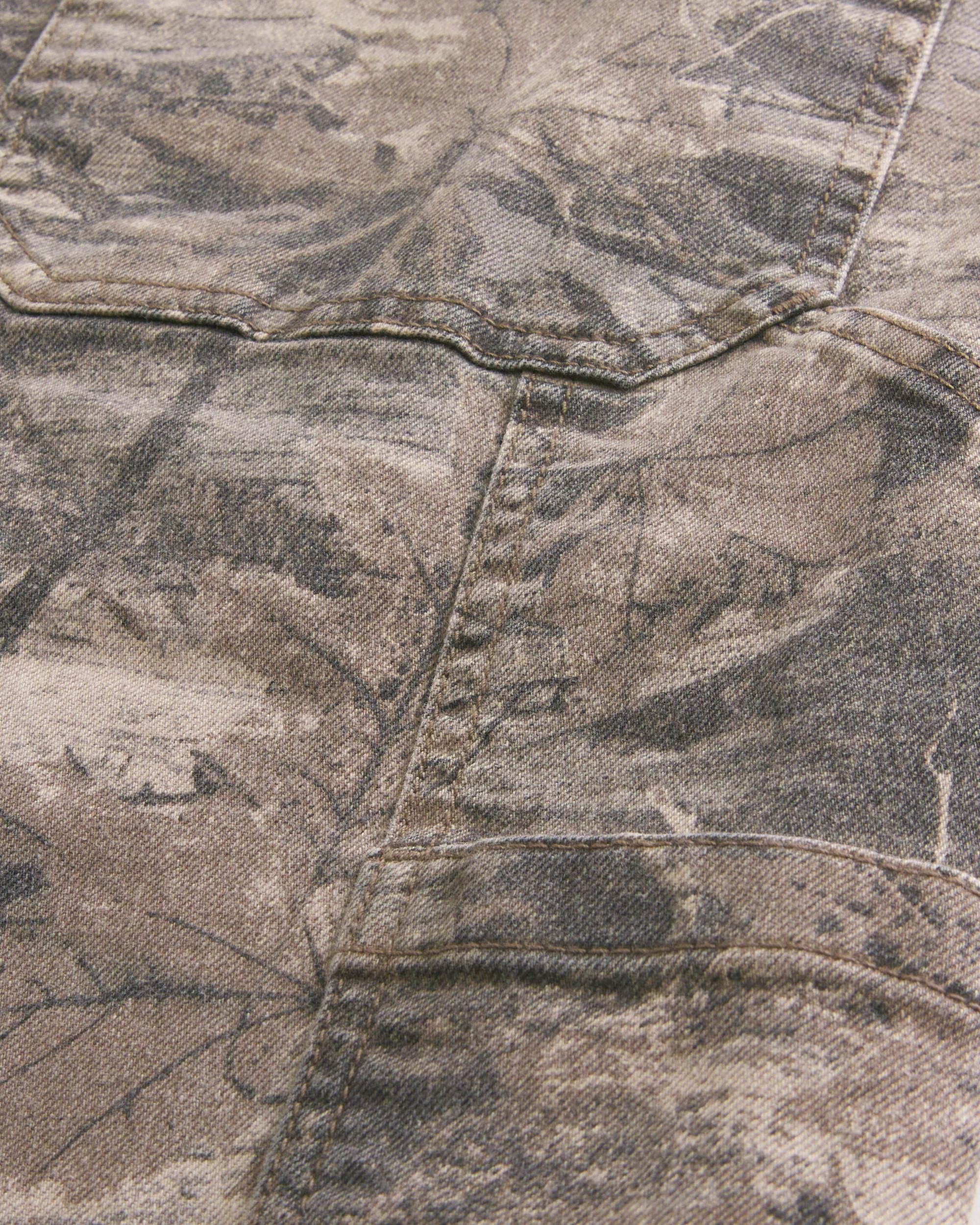 Camo Skater Baggy Jeans Product Image