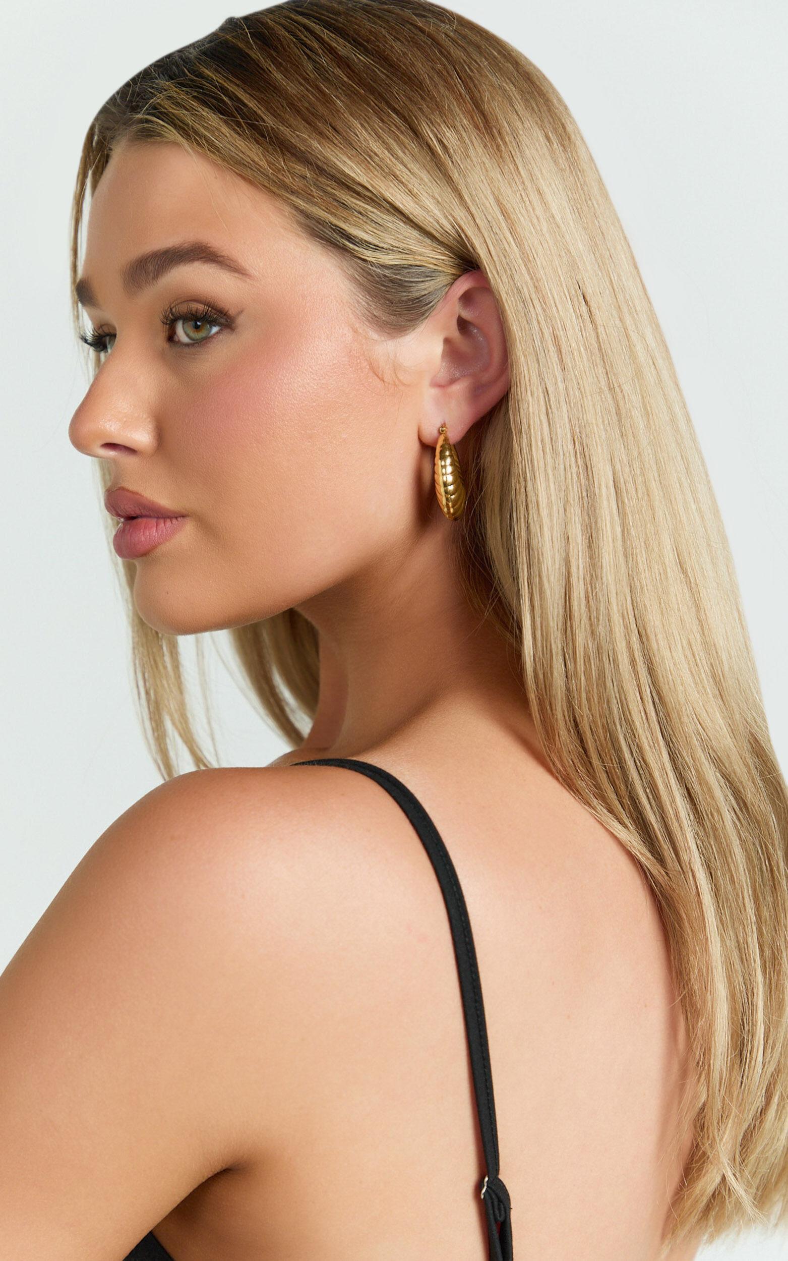 Sasha Earrings - Textured Hoop Earrings in Gold Product Image