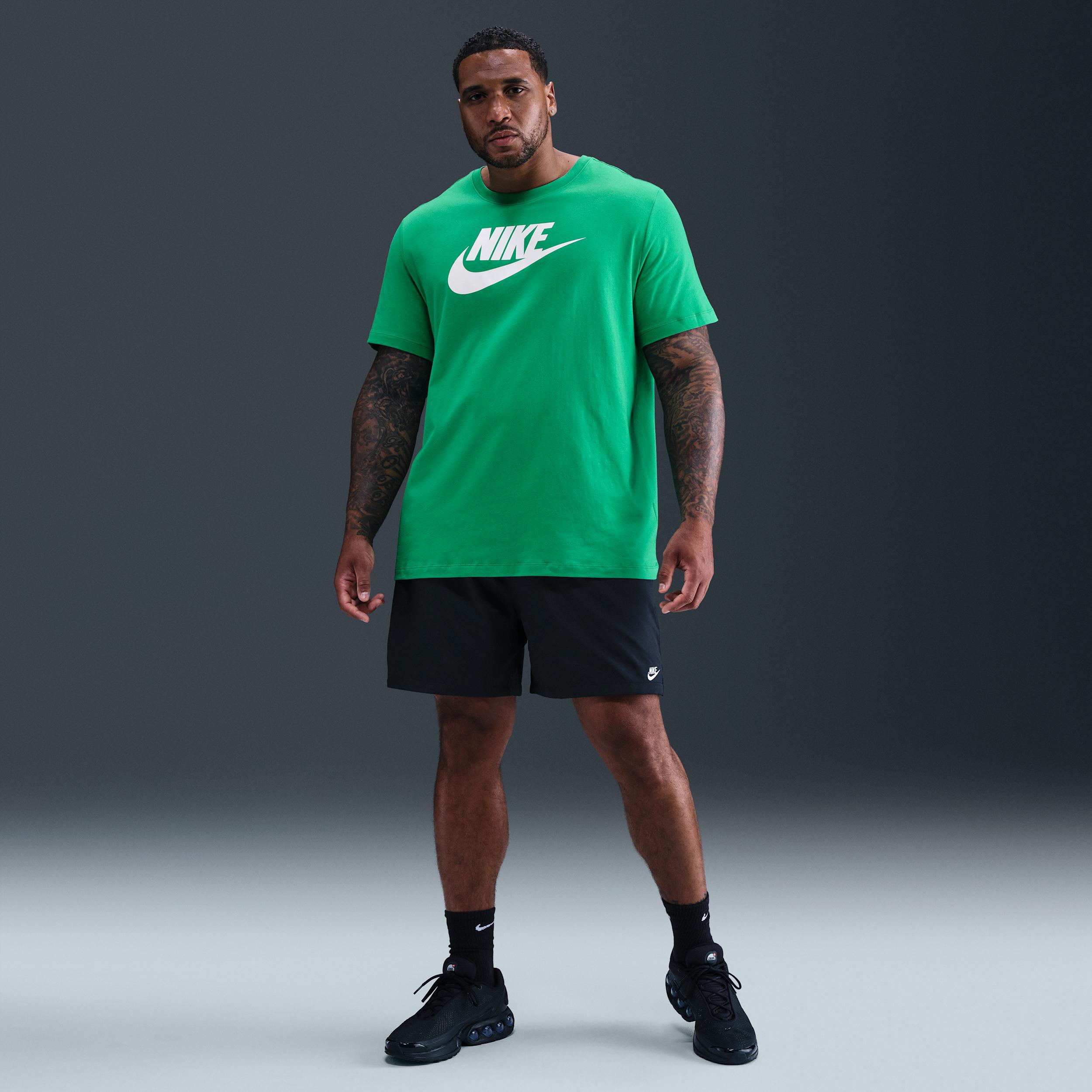 Mens Nike Sportswear T-Shirt | AR5004-324 Product Image