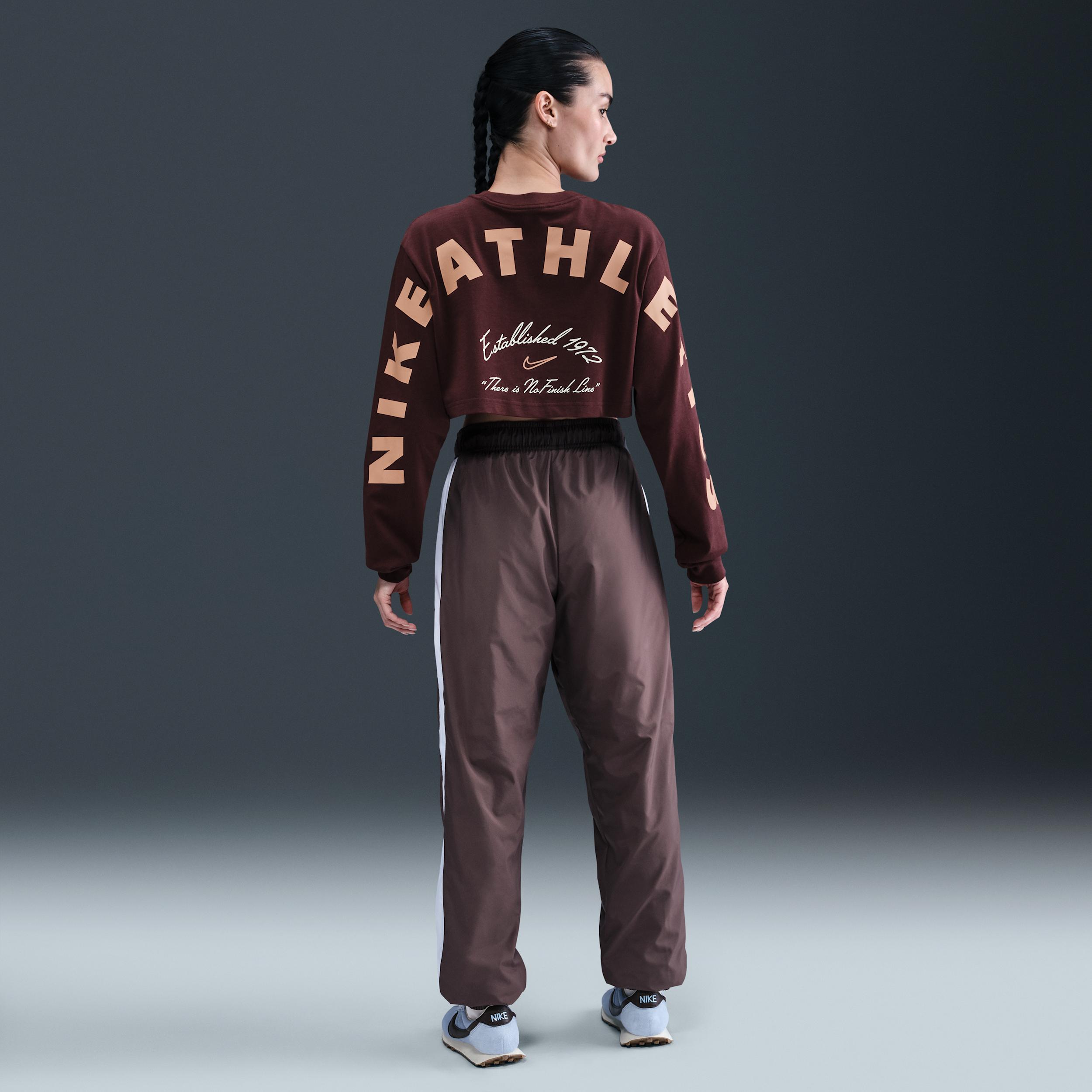 Women's Nike Sportswear Oversized Long-Sleeve Cropped T-Shirt Product Image